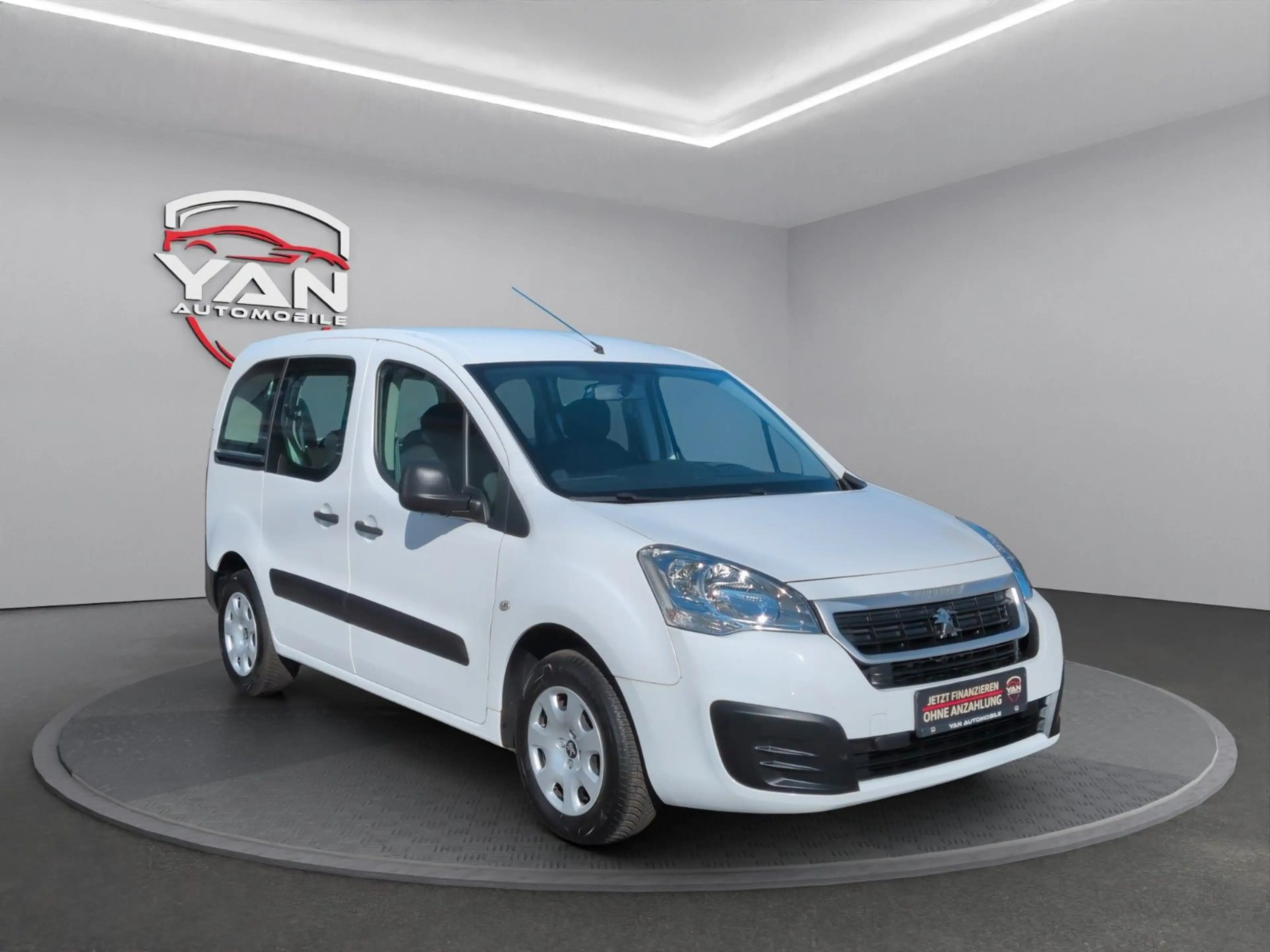 Peugeot Partner Tepee Activ 1.6 VTi*Tempomat*Klimaanlage — photo 4