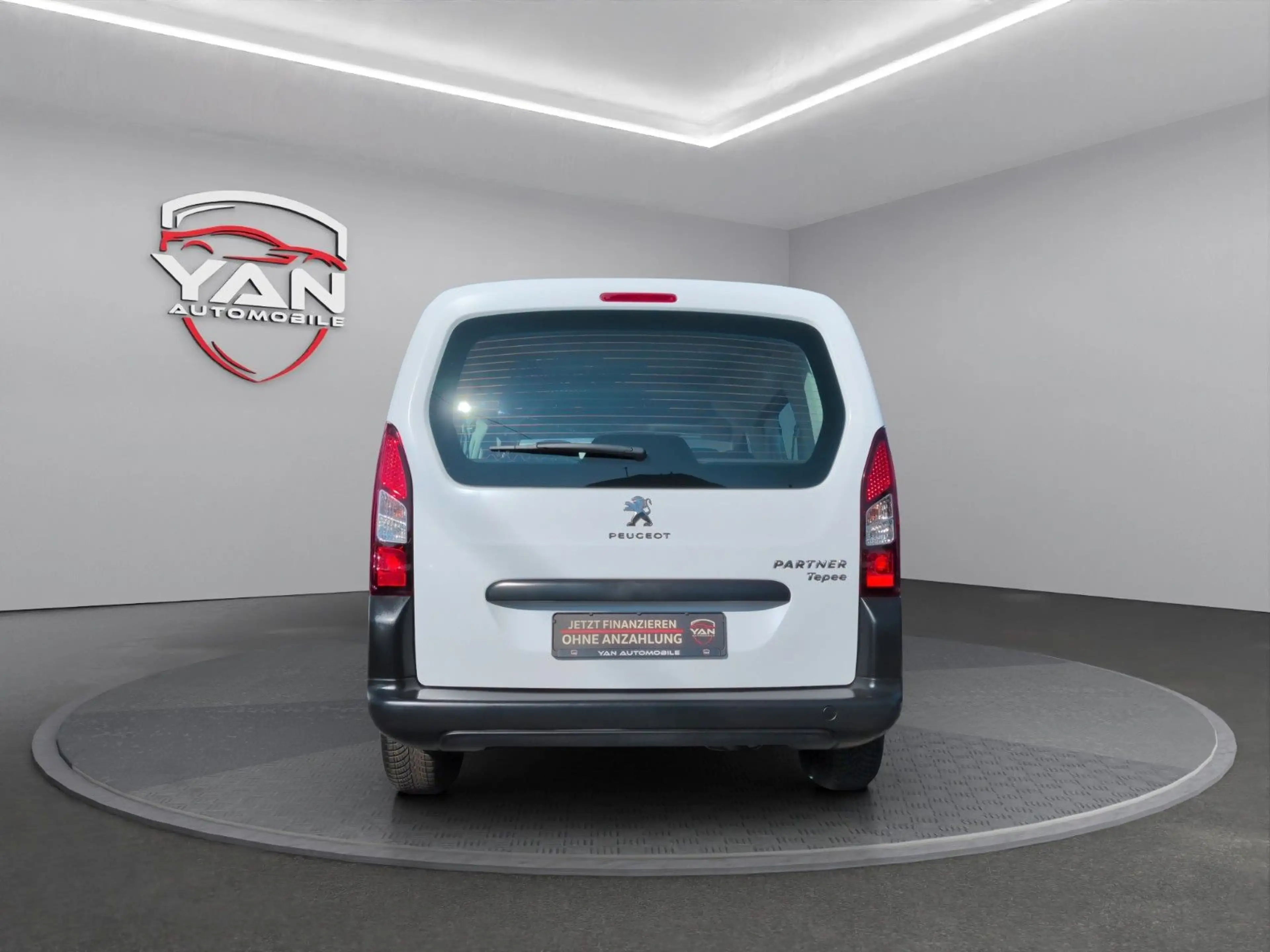 Peugeot Partner Tepee Activ 1.6 VTi*Tempomat*Klimaanlage — photo 7