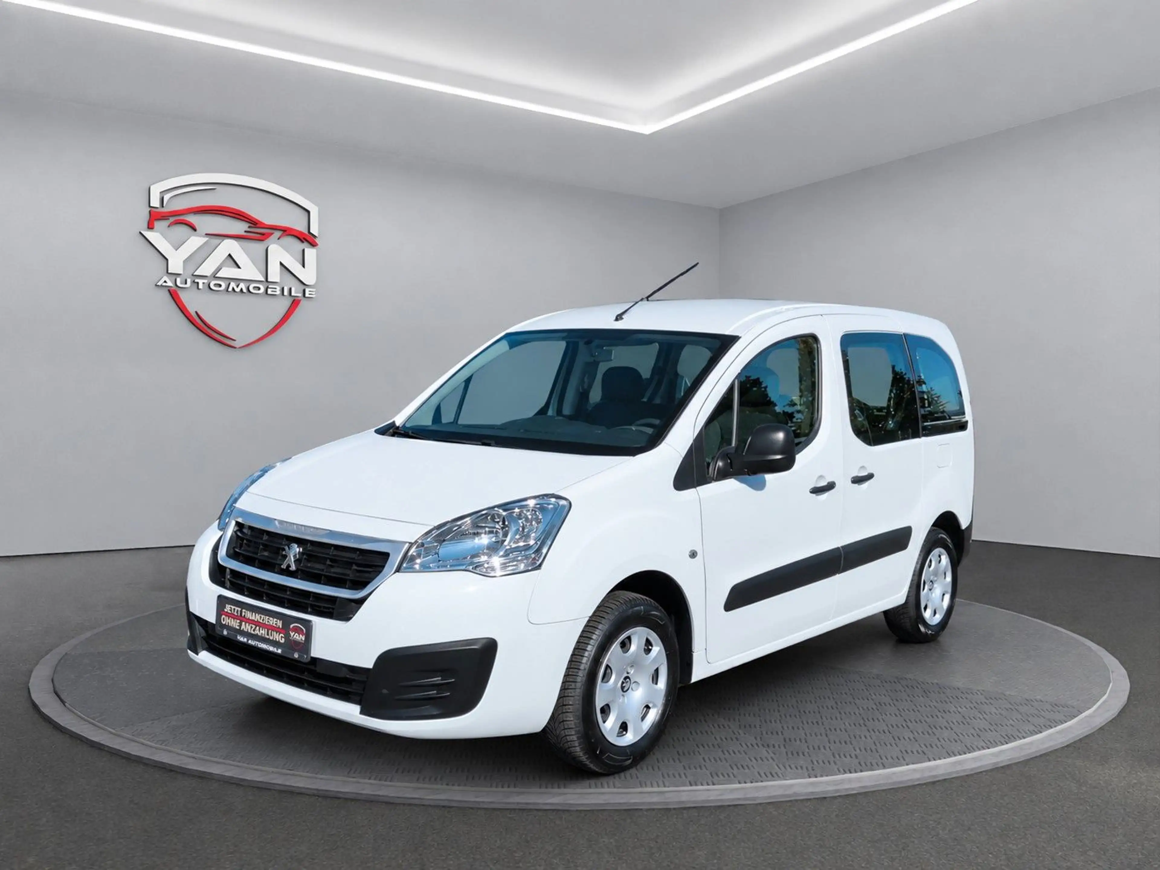 Peugeot Partner Tepee Activ 1.6 VTi*Tempomat*Klimaanlage