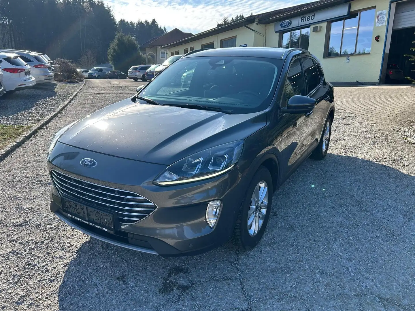 Ford Kuga Titanium Aut. Winterpaket, Rückfahrkamera Grau - 1