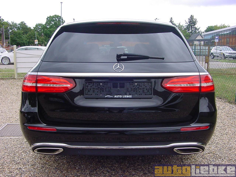 Mercedes-Benz E 200 T AVANTG AUT,LED,NAVI,KAM,SHZ,PARK-ASS,eHK,BT,GRA — photo 5