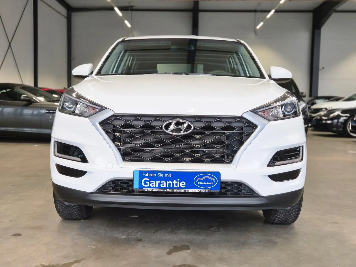 Hyundai TUCSON PURE KLIMA AHK TÜV + SERVICE NEU 1.HAND Weiß - 2