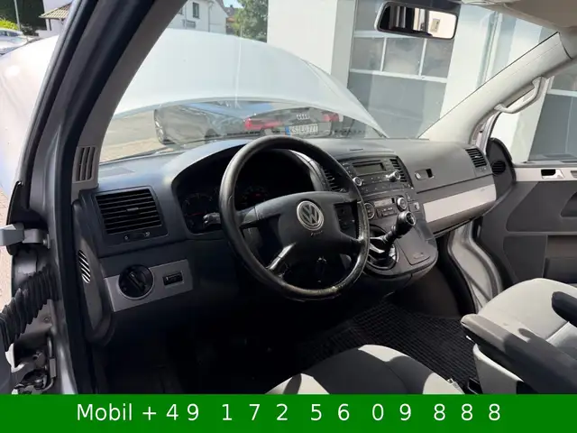 Volkswagen Multivan view 12