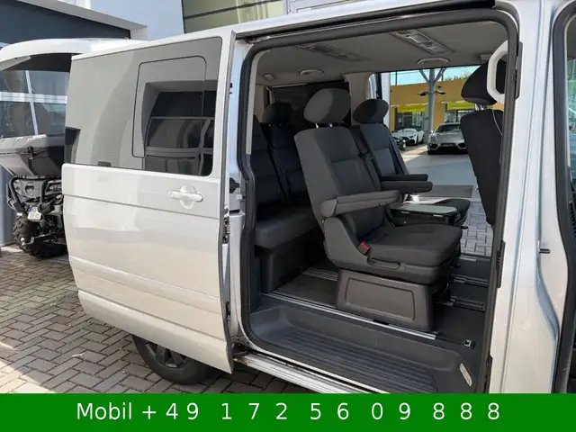 Volkswagen Multivan view 13
