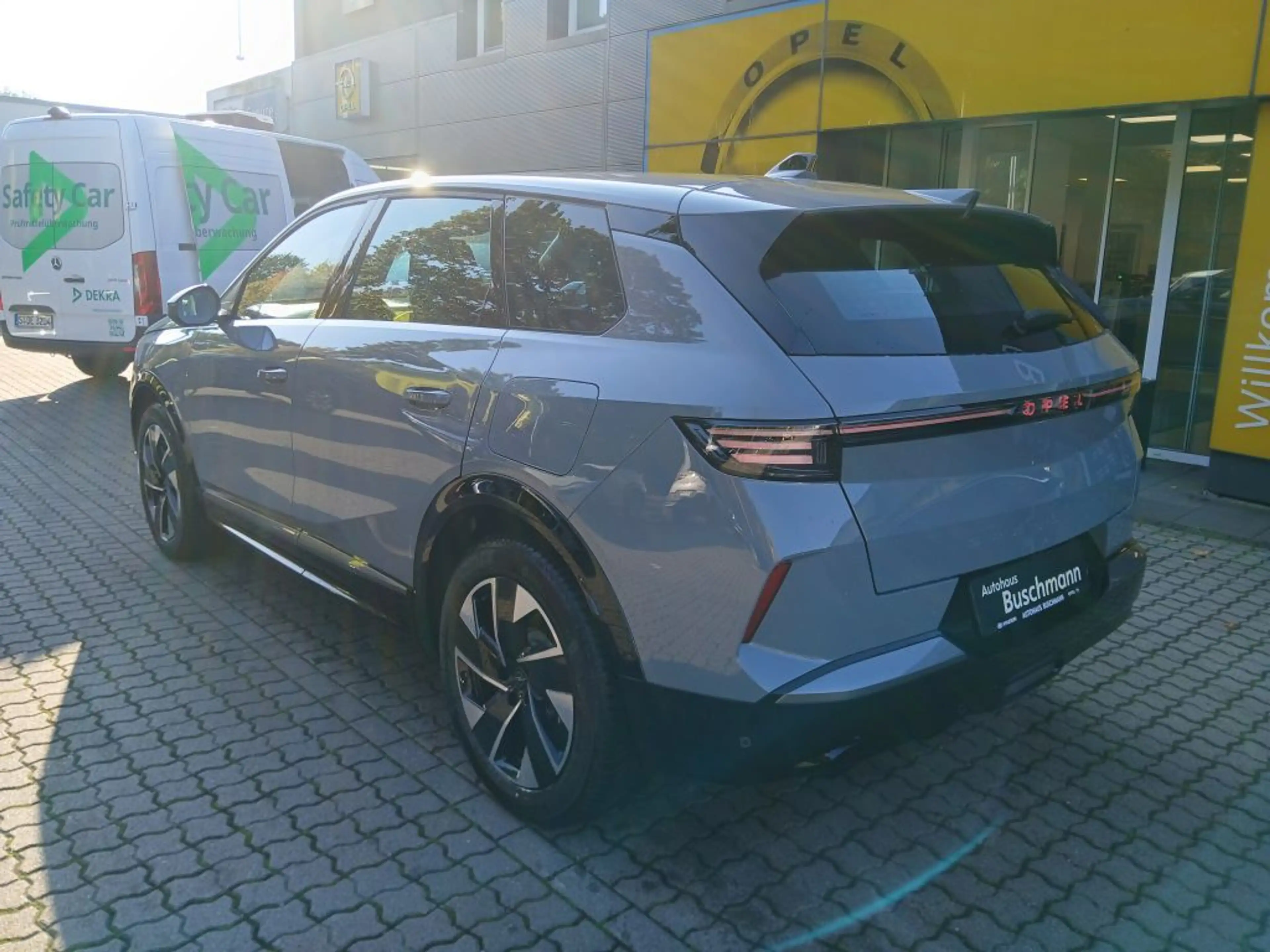 Opel Grandland X Grandland Electric 73kWh Edition +AHK+TECH+ — photo 6