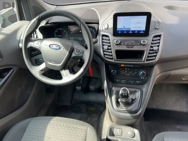 Ford Transit Connect view 9