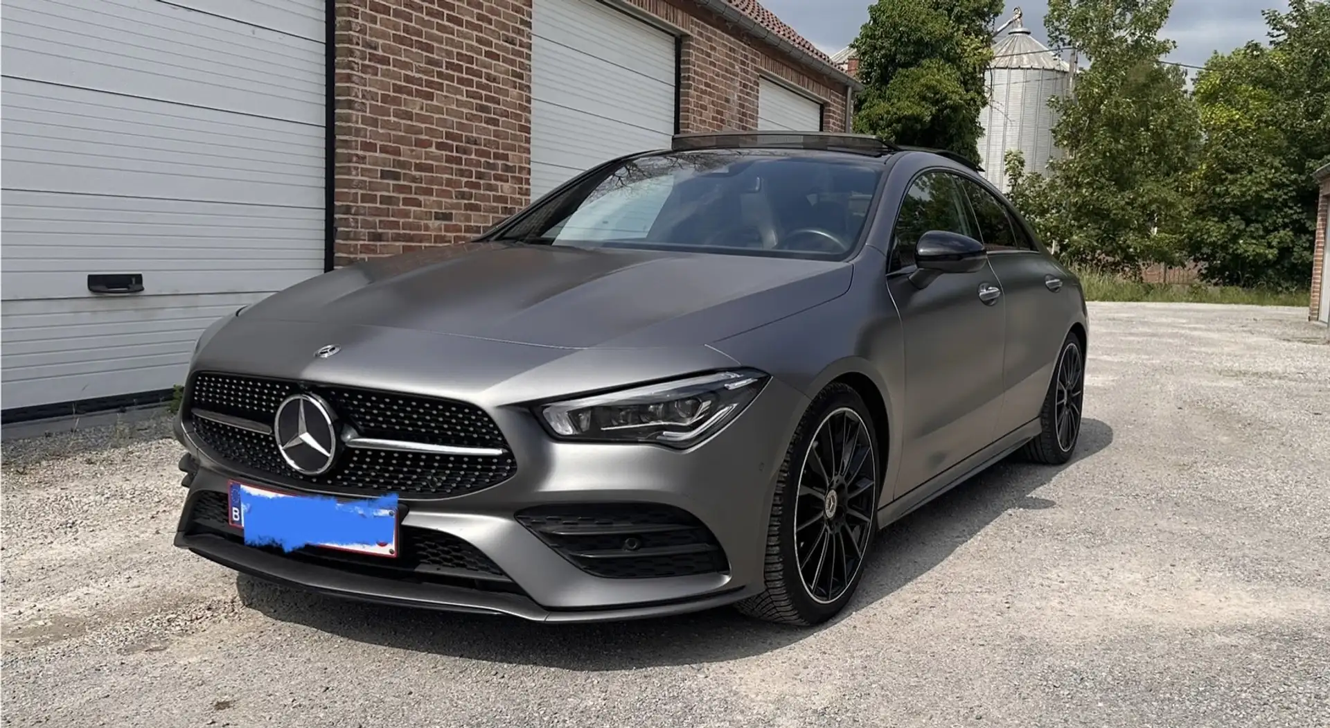 Mercedes-Benz CLA 220 4-Matic Gris - 2