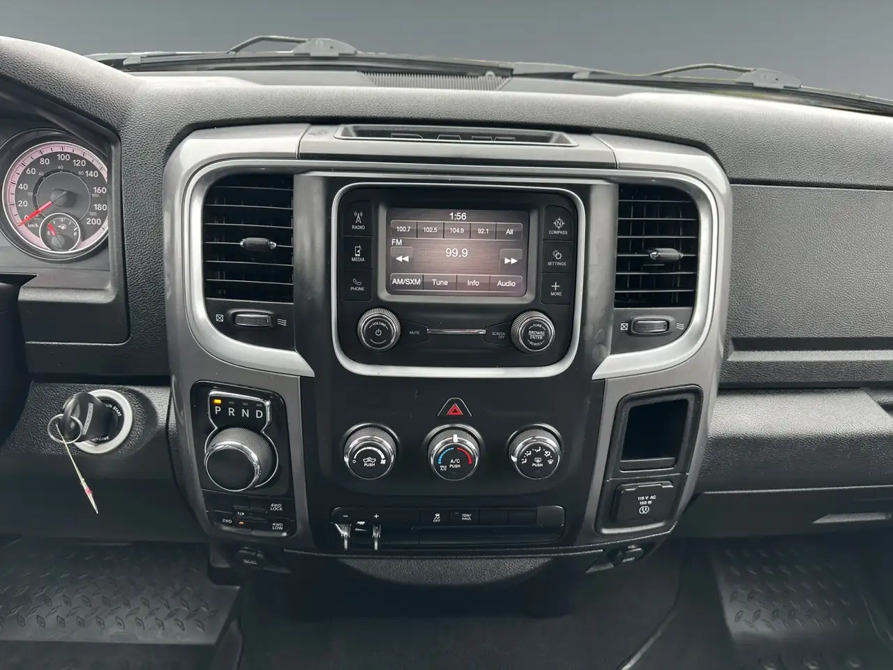RAM 1500 fotografie RAM 1500