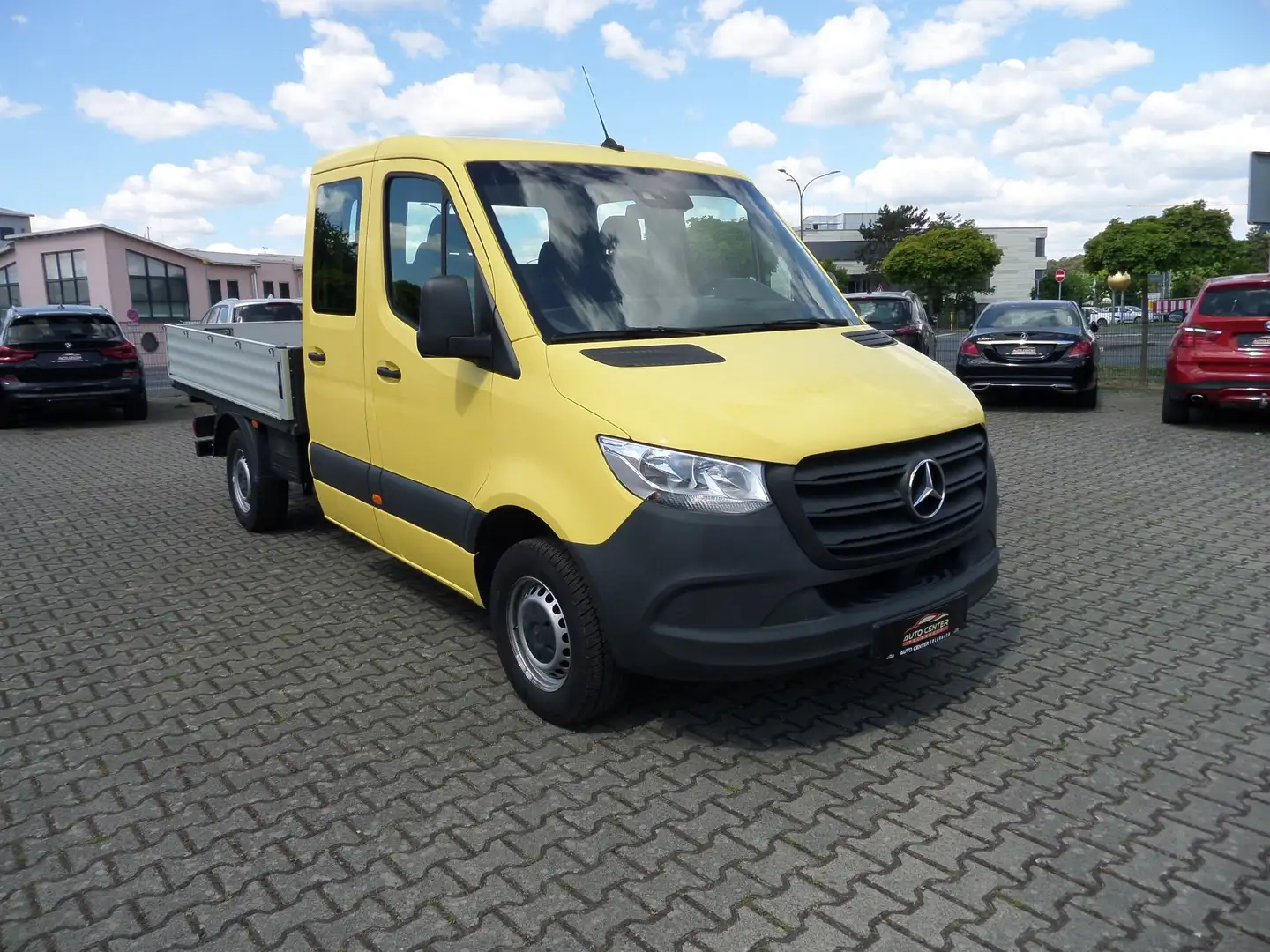Mercedes-Benz Sprinter 315 cdi Automatik+DoKa 6Sitzer+Pritsche+Navi+Klima Amarillo - 2