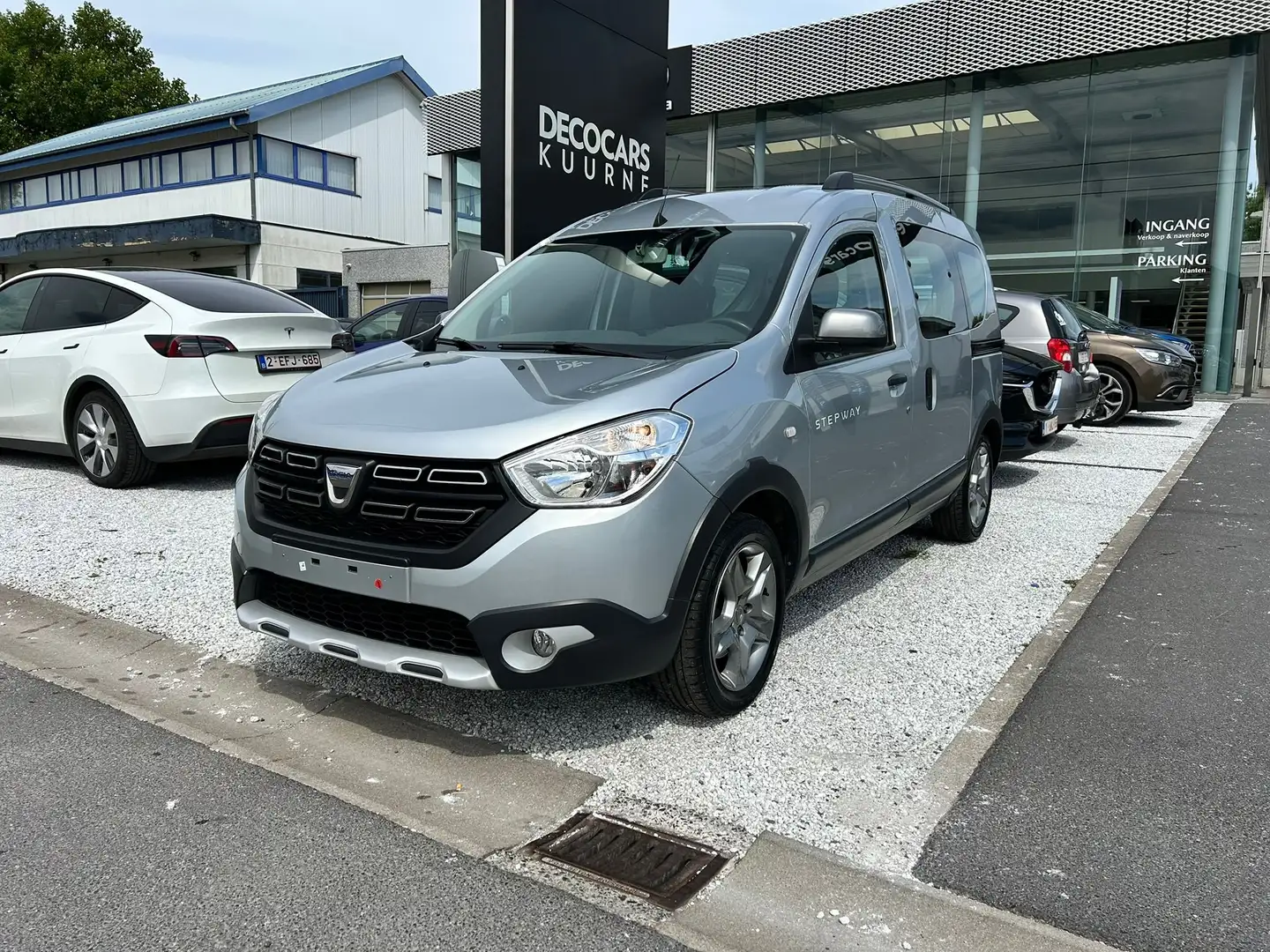 Dacia Dokker Dokker TCe  Stepway/ Carplay/ Navi/ Camera/ Airco Zilver - 1