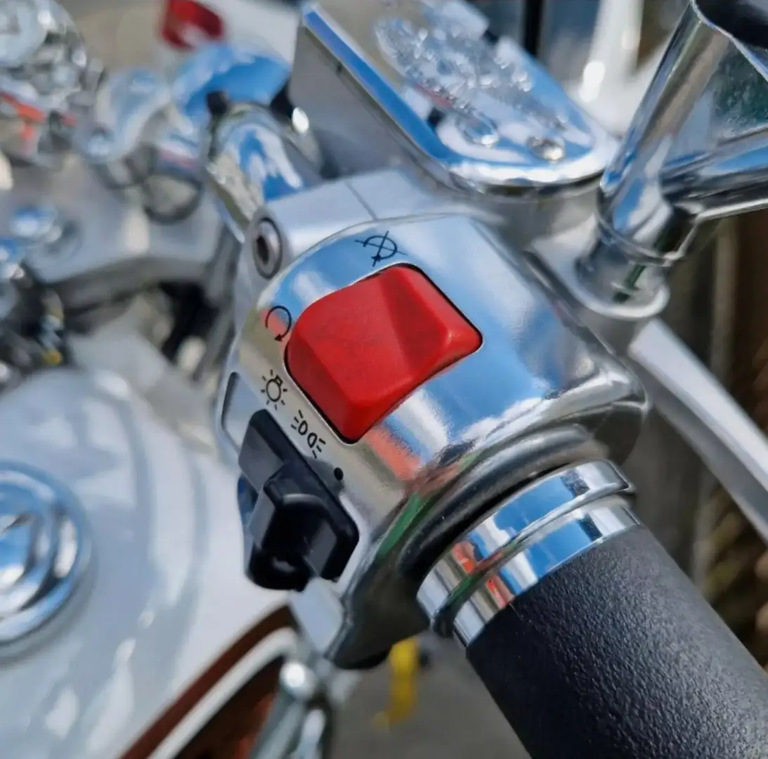 Yamaha XVS 650 Alb - 2