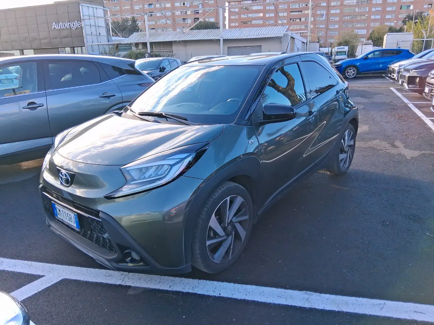 Toyota Aygo X Aygo X 1.0 VVT-i 72 CV 5 porte Lounge S-CVT Verde - 1