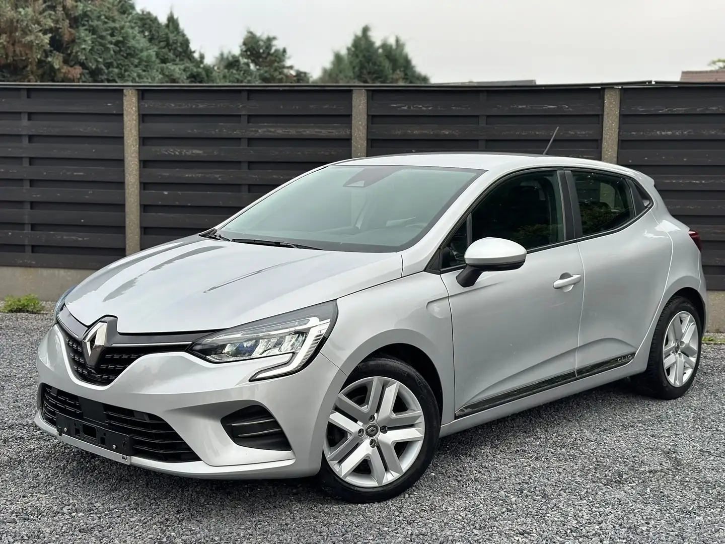Renault Clio 1.0 TCE*2020*58DKMS*NAV*LED* Silber - 1