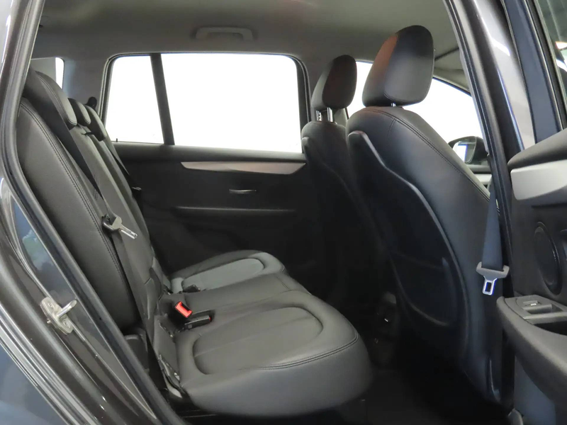 BMW 218 iA GranTourer **FULL LED-NAVI-CUIR-CRUISE** — photo 6