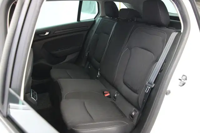 Renault Megane view 13