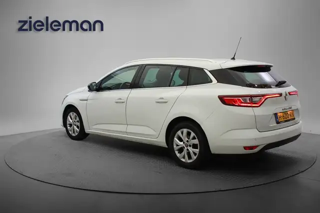 Renault Megane view 3