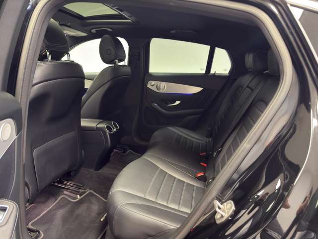 Mercedes-Benz GLC 200 — photo 16