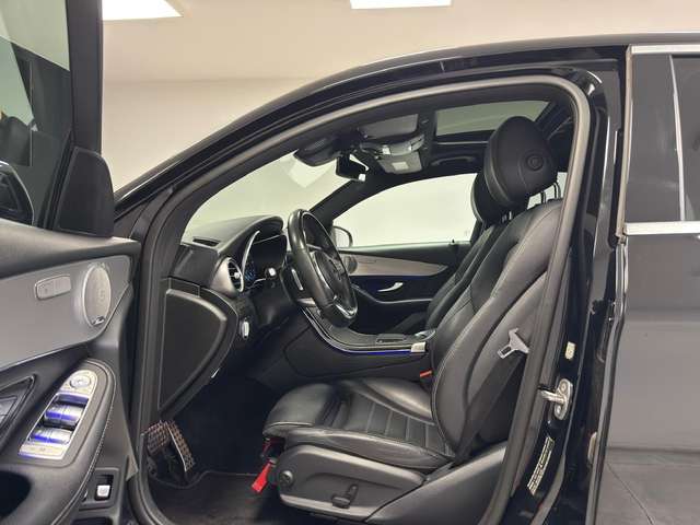 Mercedes-Benz GLC 200 — photo 12