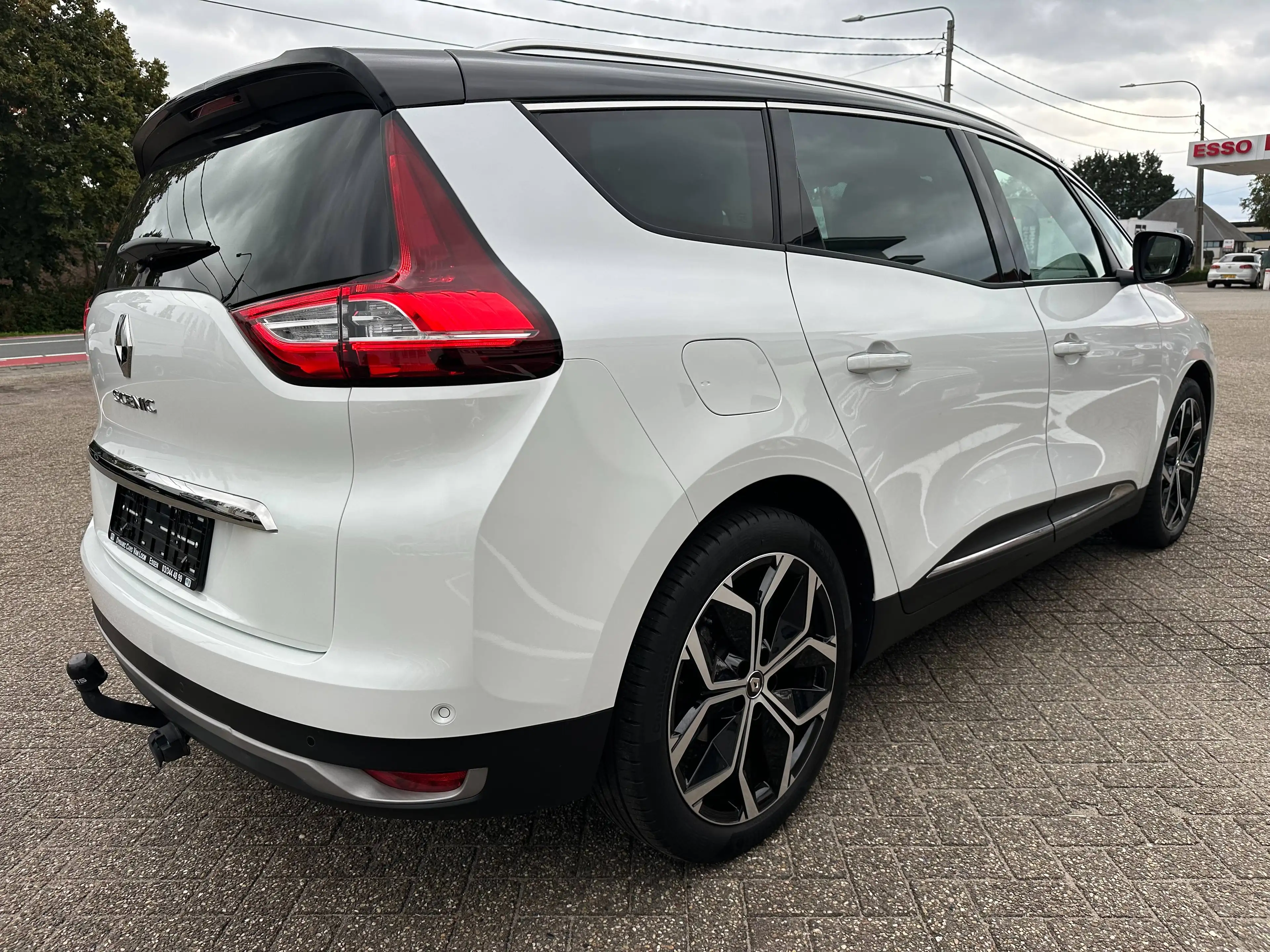 Renault Scenic Scenic 1.33 TCe Equilibre GPF — photo 5
