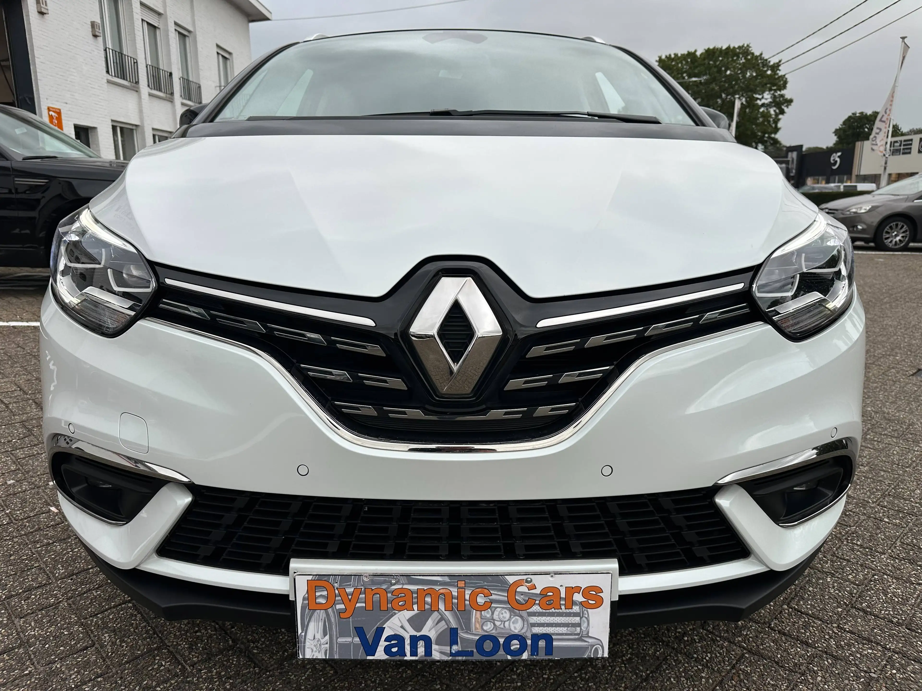 Renault Scenic Scenic 1.33 TCe Equilibre GPF — photo 7