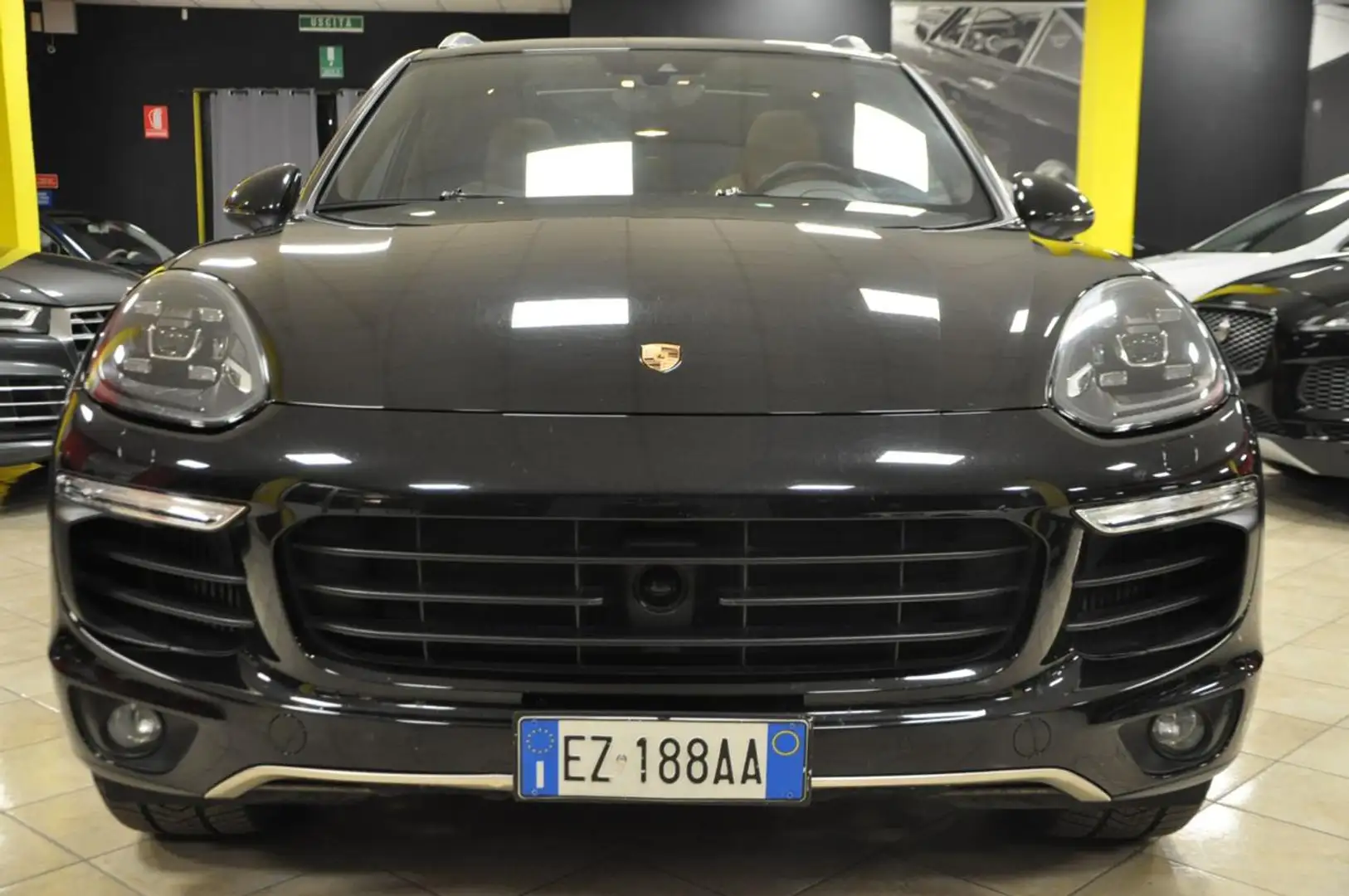 Porsche Cayenne 3.0 Diesel E6 FULL FULL OPT*TETTO/MATRIX/CHRONO* Nero - 2