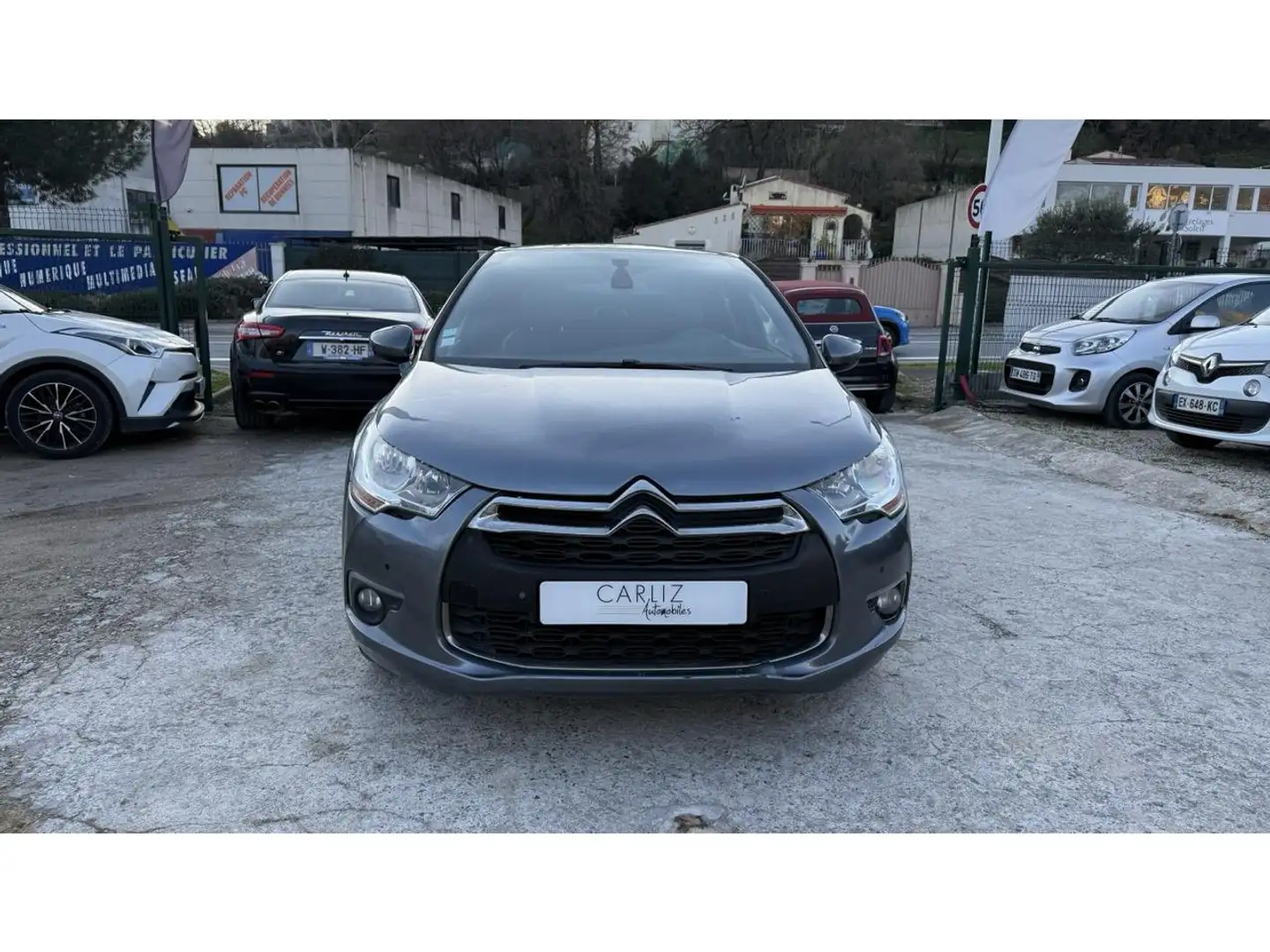 Citroen DS4 1.6 e-HDi FAP 112cv So Chic BVMP6 Gris - 2