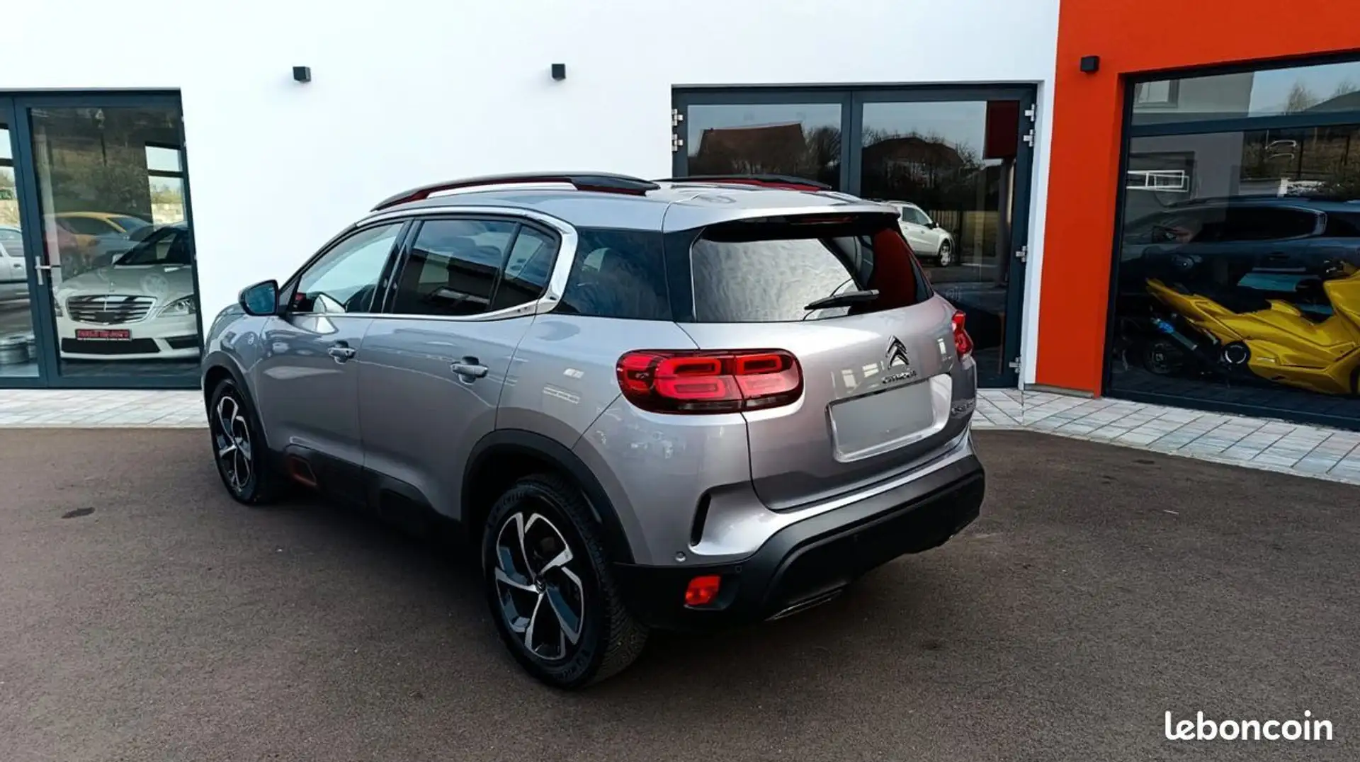 Citroen C5 Aircross Citroën 1.5 Blue HDi 16V 130ch boîte auto Gris - 2