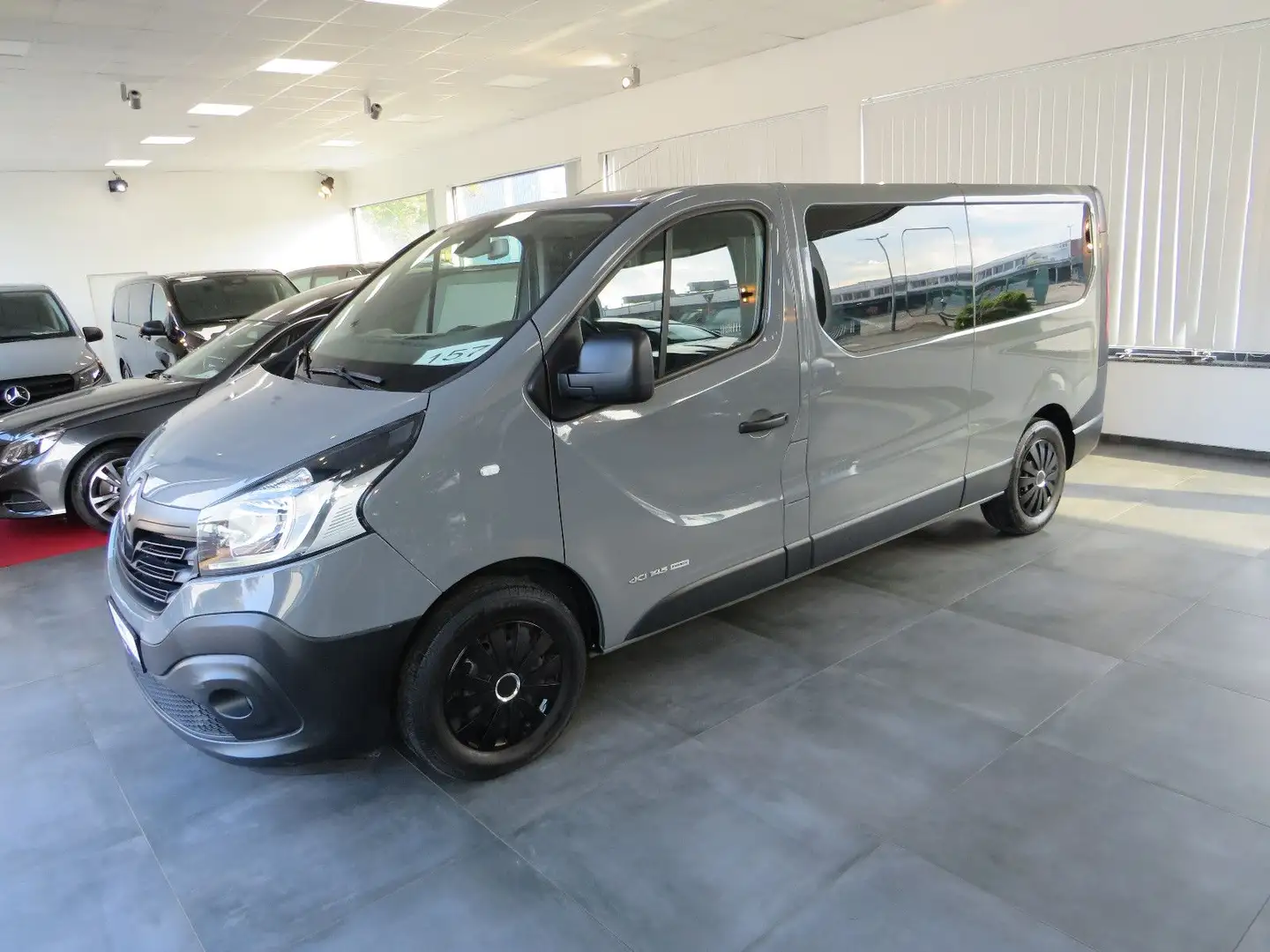 Renault Trafic L2H1 1.6 dCi Expression *8-SITZER+EURO 6* Grau - 1