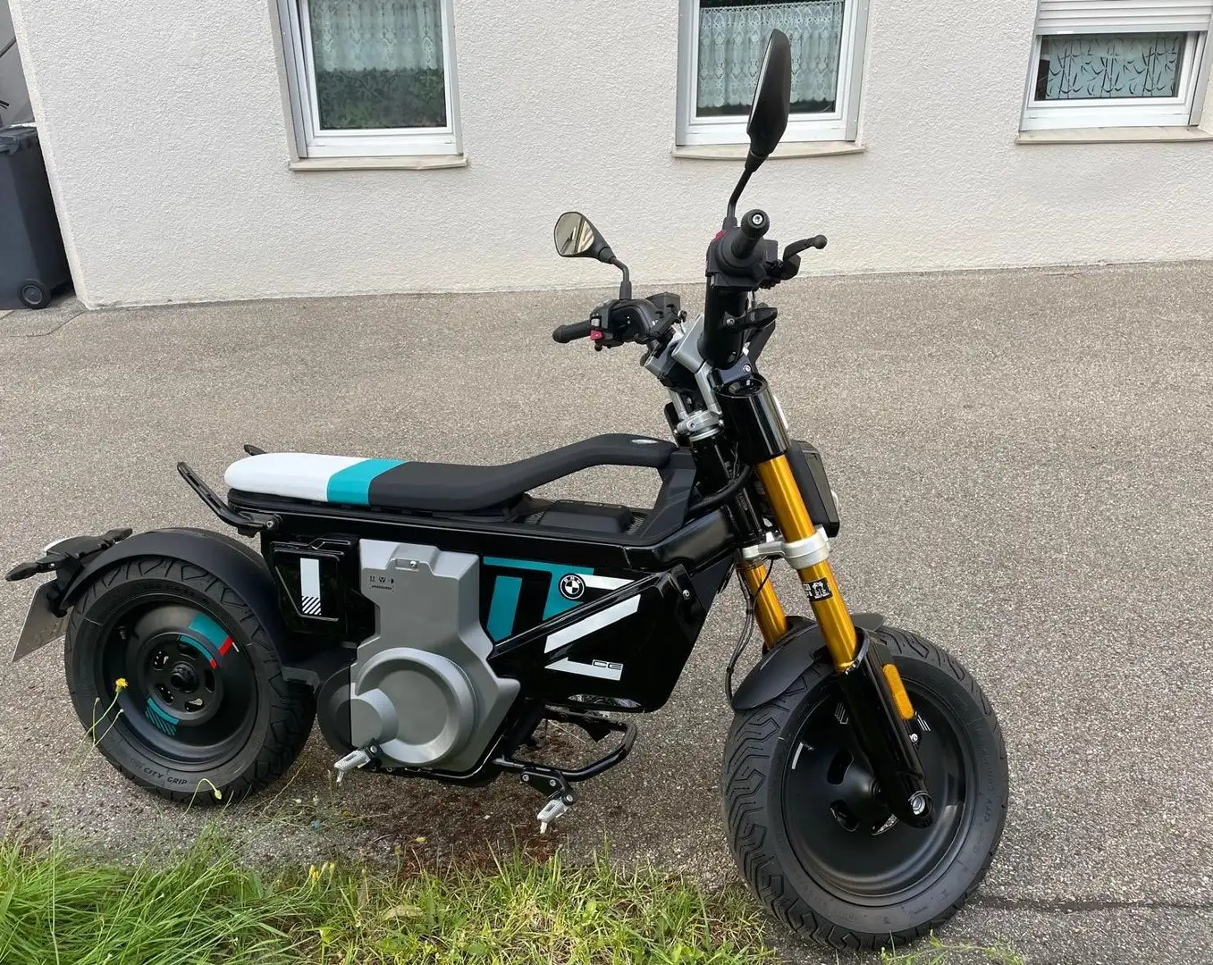 BMW CE 02 Fekete - 2