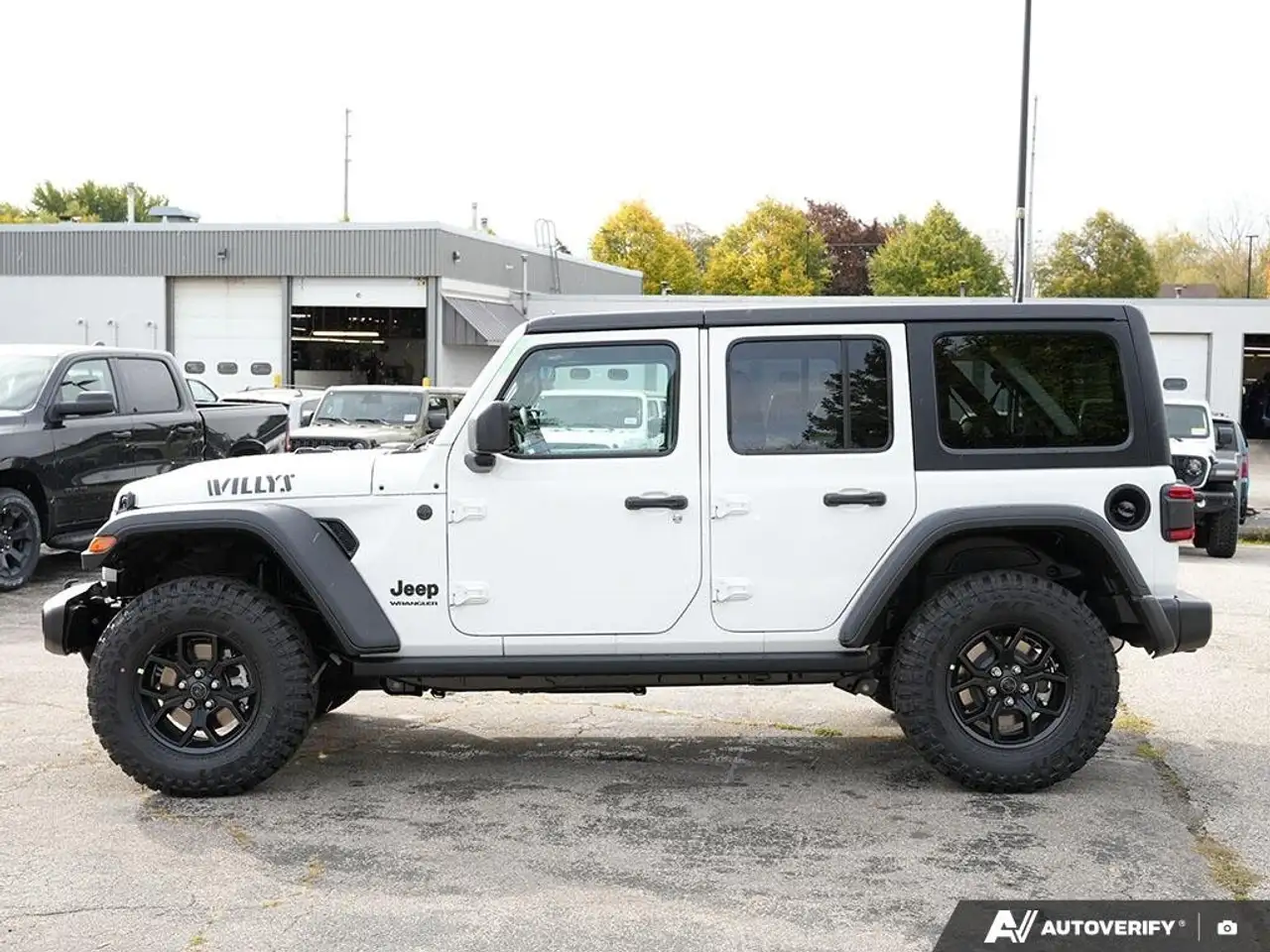 Jeep Wrangler снимка Jeep Wrangler