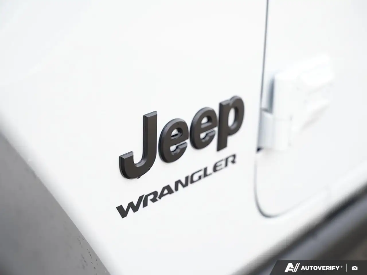 Jeep Wrangler снимка Jeep Wrangler