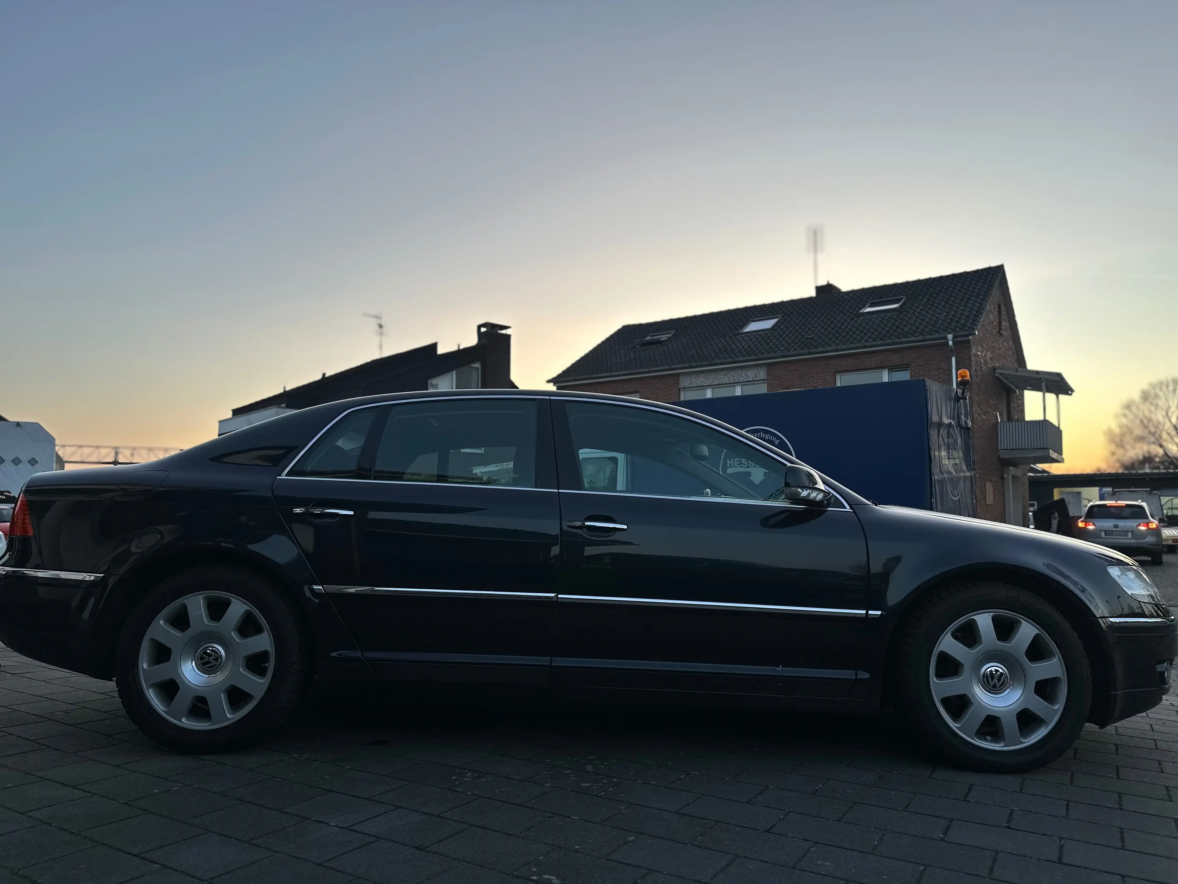 Volkswagen Phaeton Phaeton 6.0 W12 4MOTION Automatik (4 Sitzer) — photo 2