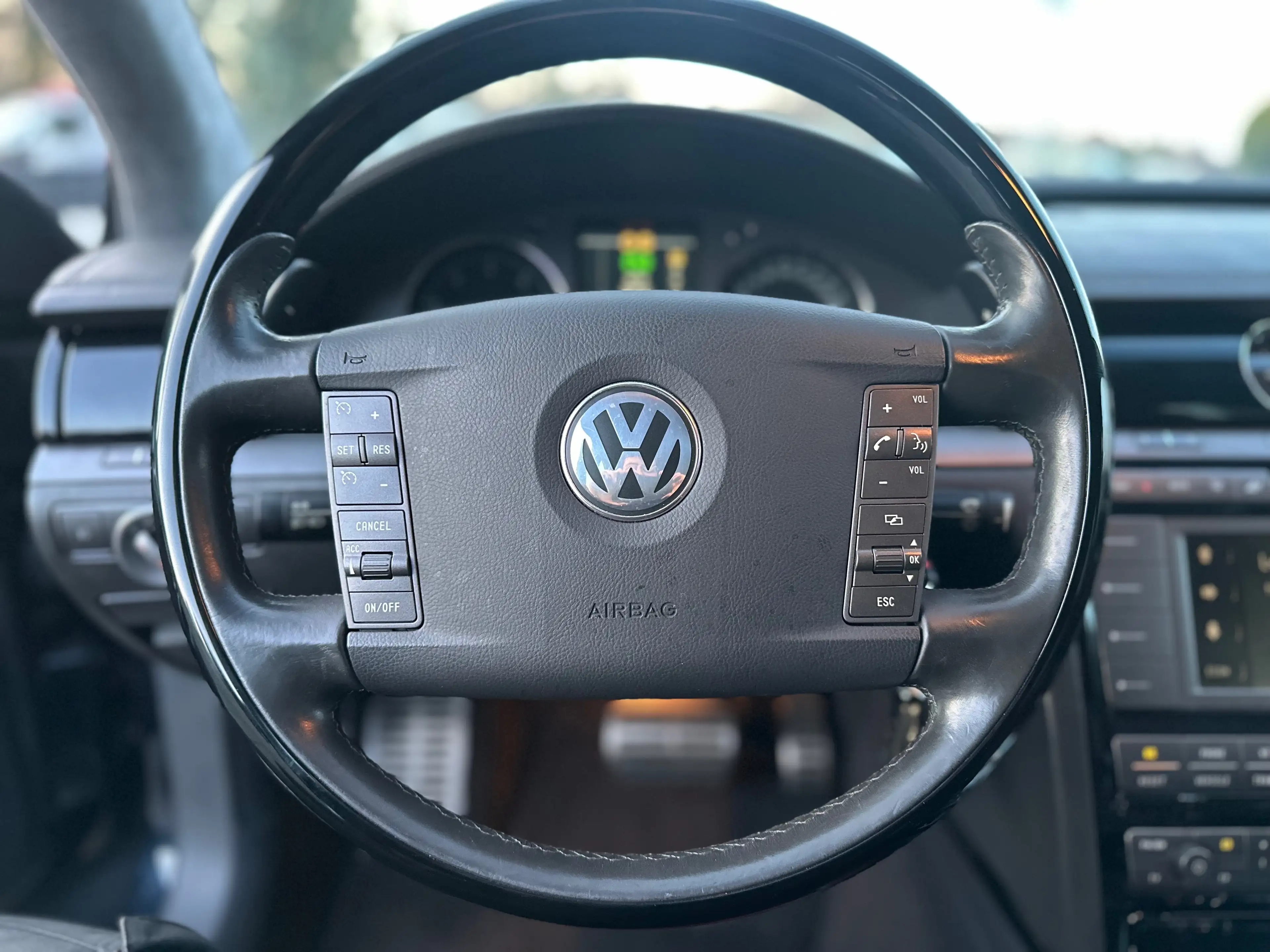 Volkswagen Phaeton Phaeton 6.0 W12 4MOTION Automatik (4 Sitzer) — photo 13