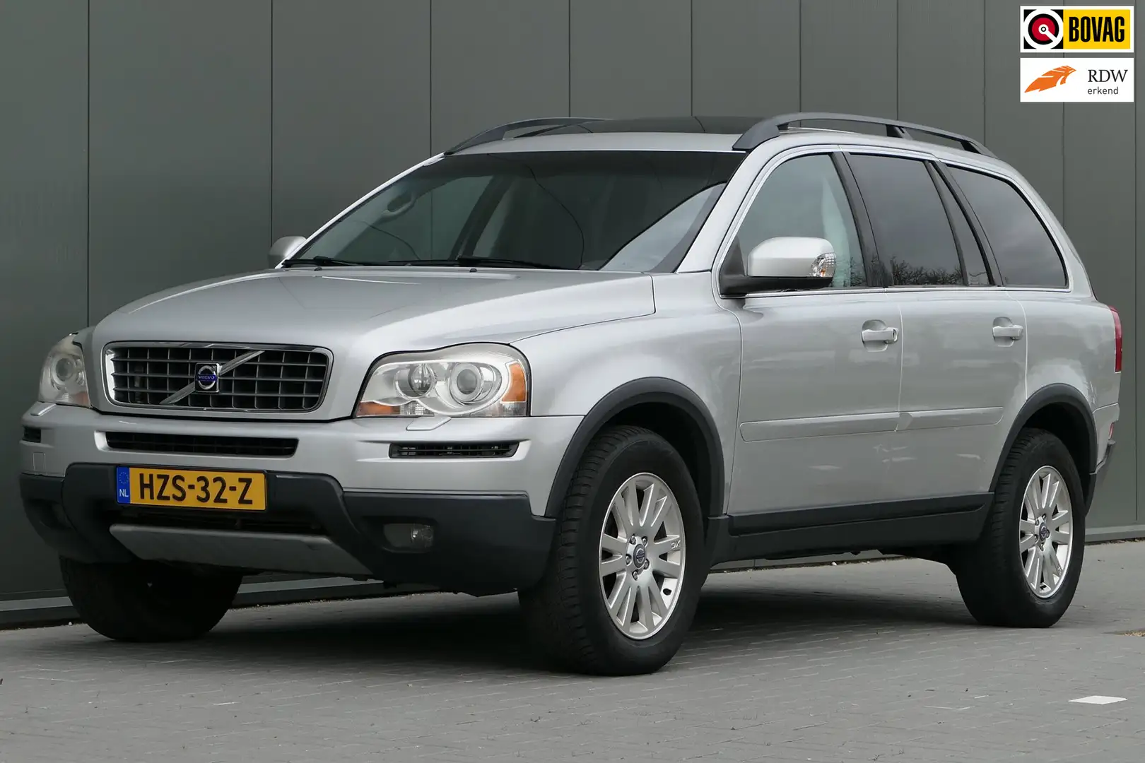 Volvo XC90 3.2 Kinetic LPG-G3 Youngtimer 7-persoons Schuifdak Gris - 1
