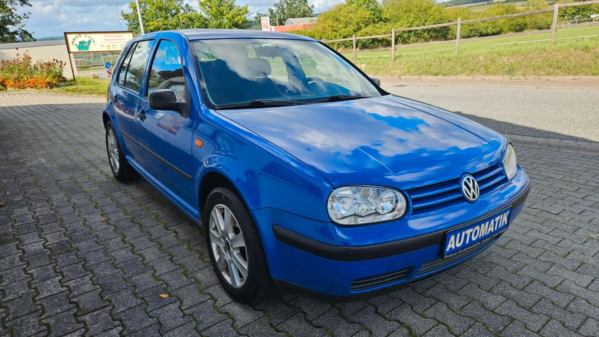 Volkswagen Golf 1.6 Automatik, Klima, ALU, TÜV NEU Blau - 1