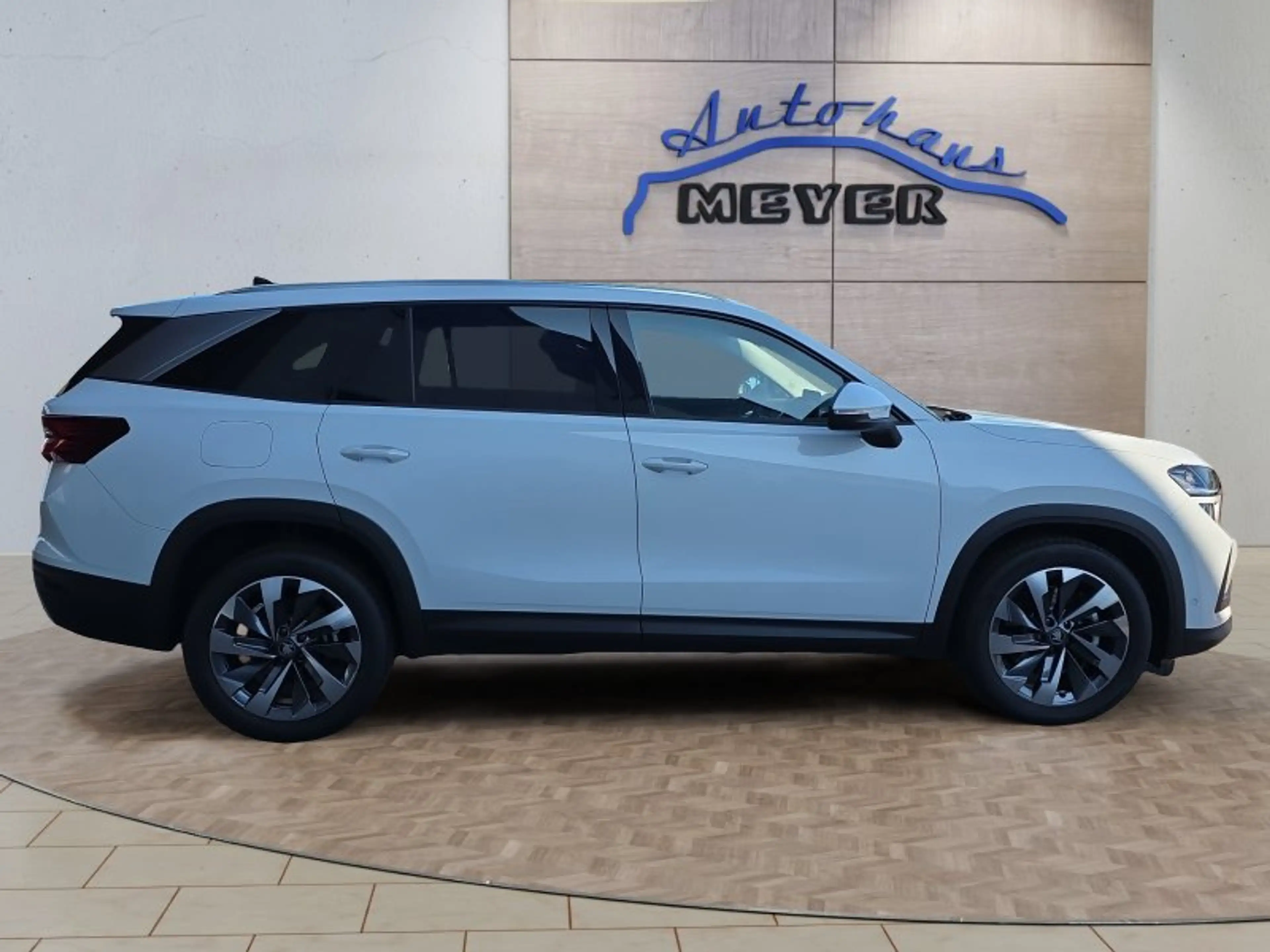 Skoda Kodiaq 2,0TSI DSG 4x4 aAHK/7-Sitzer/Matrix/Navi/el.Klappe — photo 6