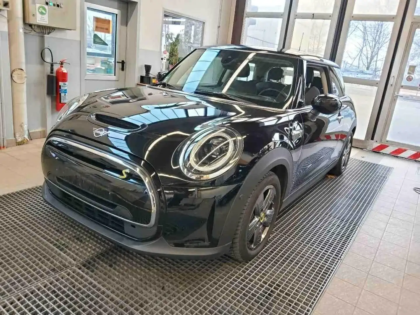 MINI Cooper SE Classic Trim ACC HEAD UP Kamera Schwarz - 1