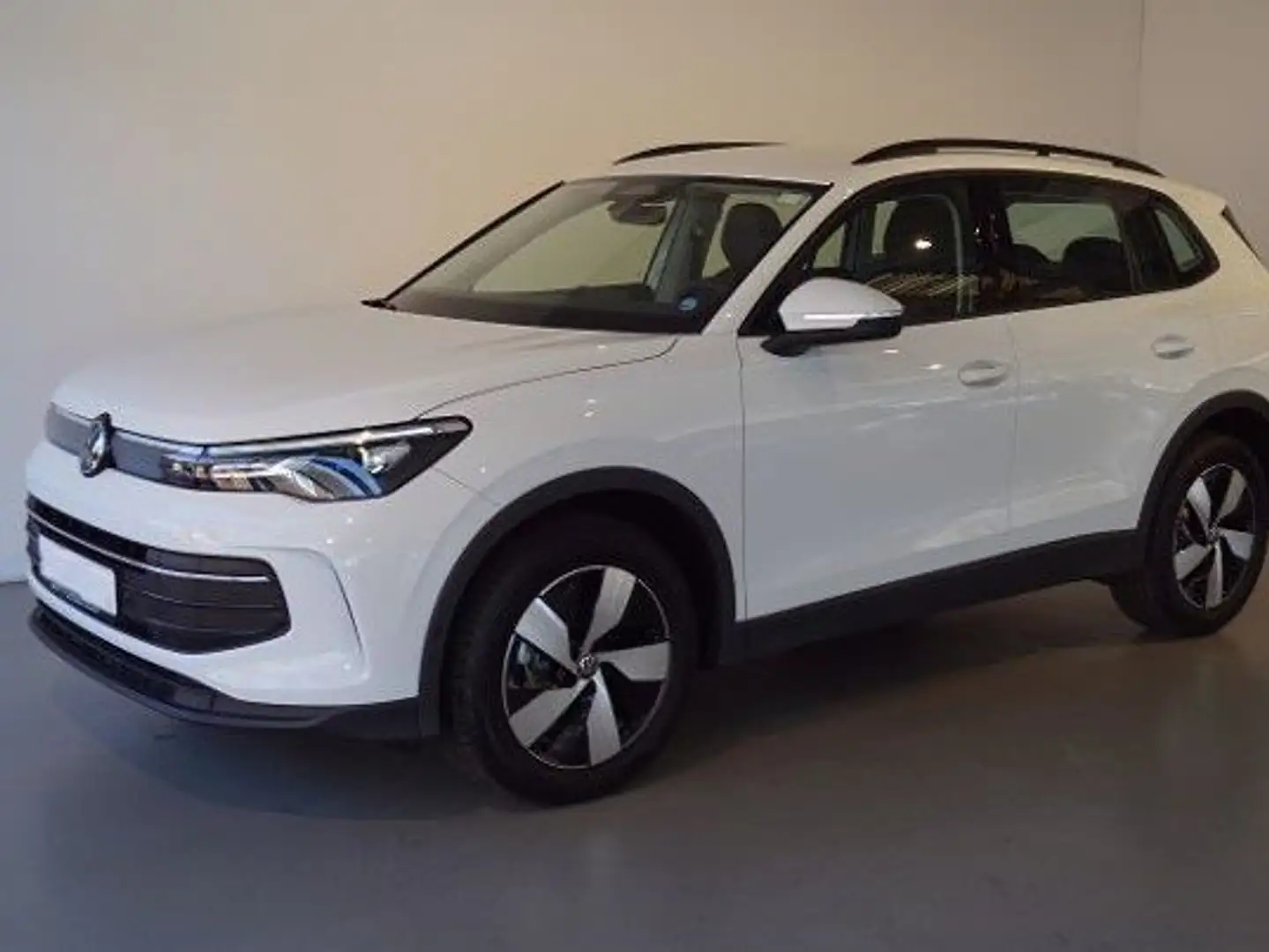 Volkswagen Tiguan 1.5 eTSI 110 kW Life Assistenz-Paket Navi LED AHK Weiß - 1