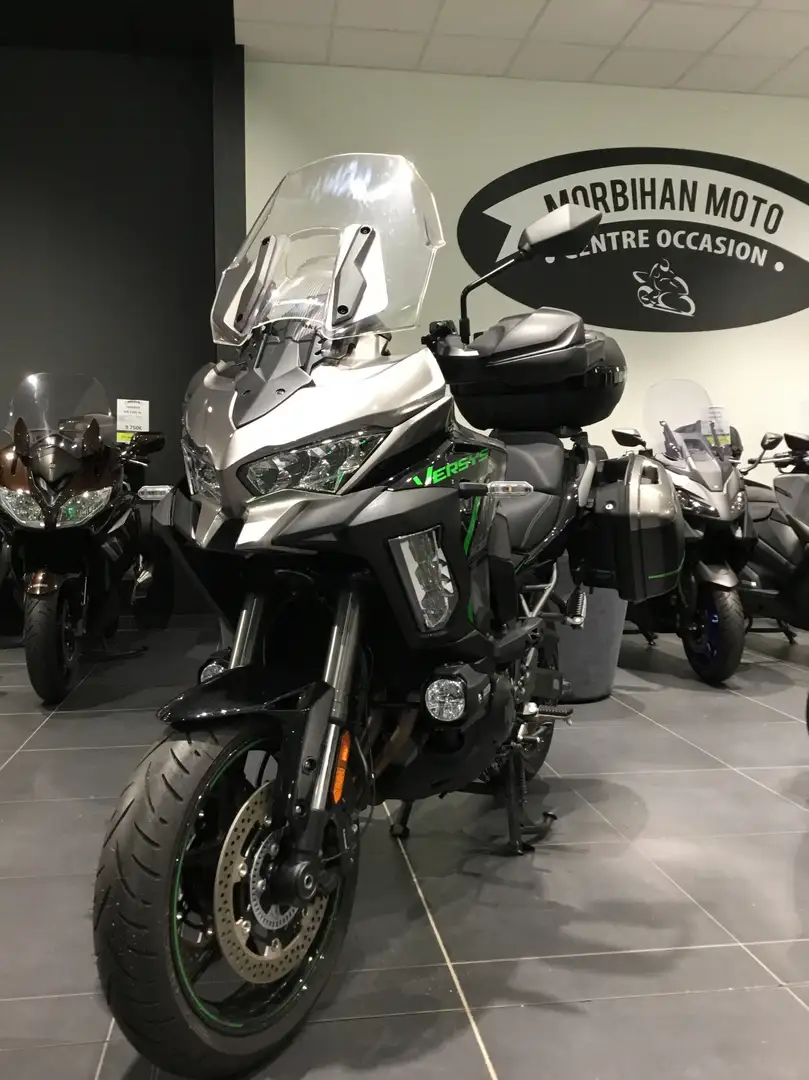 Kawasaki Versys 1100 SE - 1