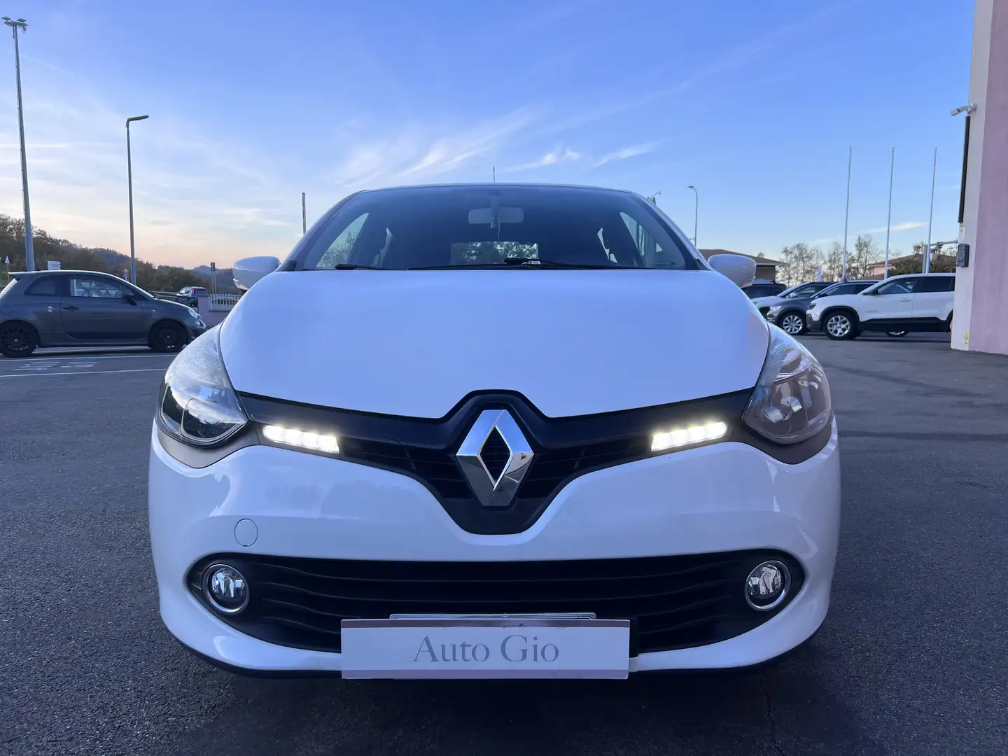 Renault Clio Clio 5p 1.2 Wave 75cv STUPENDA UNIC PROPRIETARIA Bianco - 2