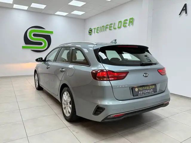 Kia Ceed view 5