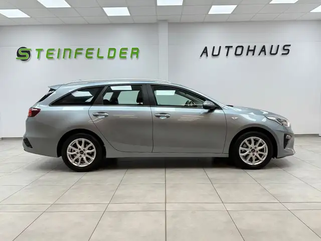Kia Ceed view 8