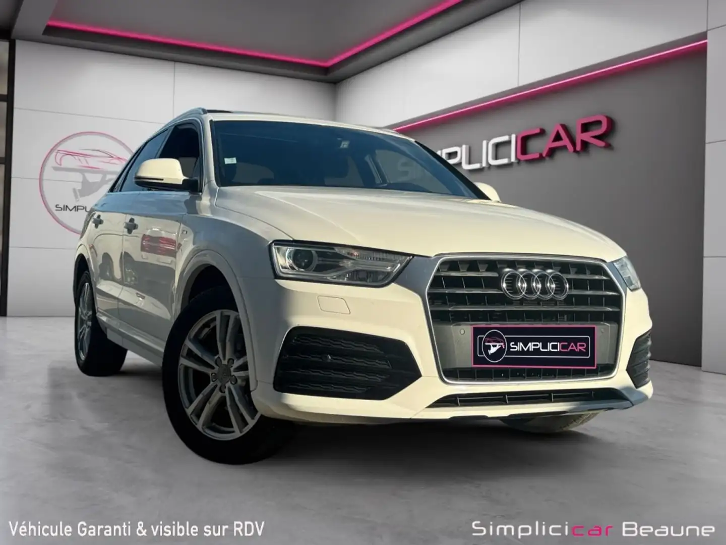 Audi Q3 2.0 TDI 150 ch S tronic 7 S line White - 1