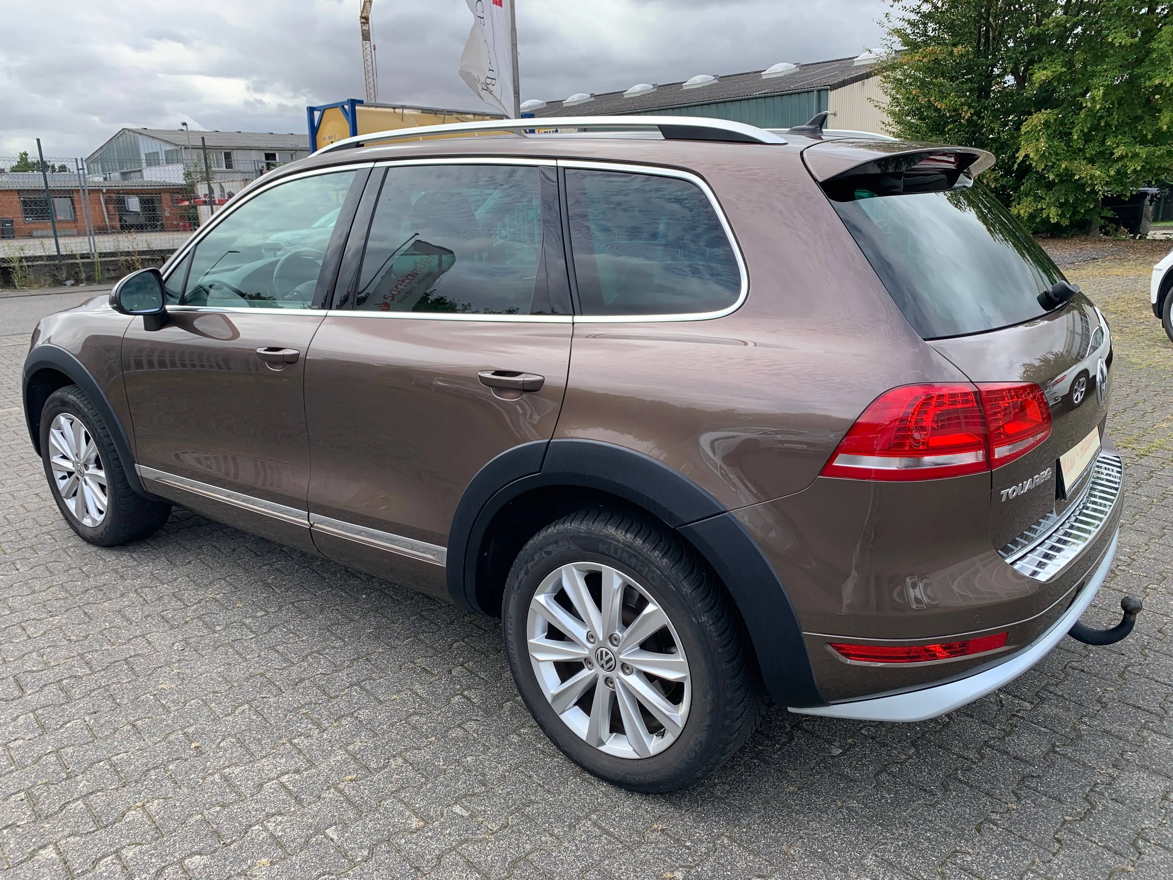 Volkswagen Touareg V6 TDI 4x4 Leder-Navi-AHK-SHZG-LHZG-Bi-Xenon-Automatik — photo 4