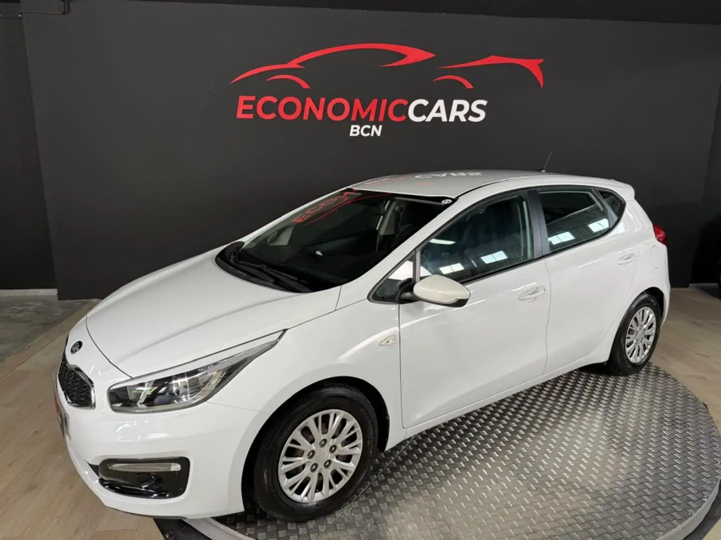 Kia Ceed / cee'd 1.0 T-GDI Eco-Dynamics Euro2016 100 Weiß - 2