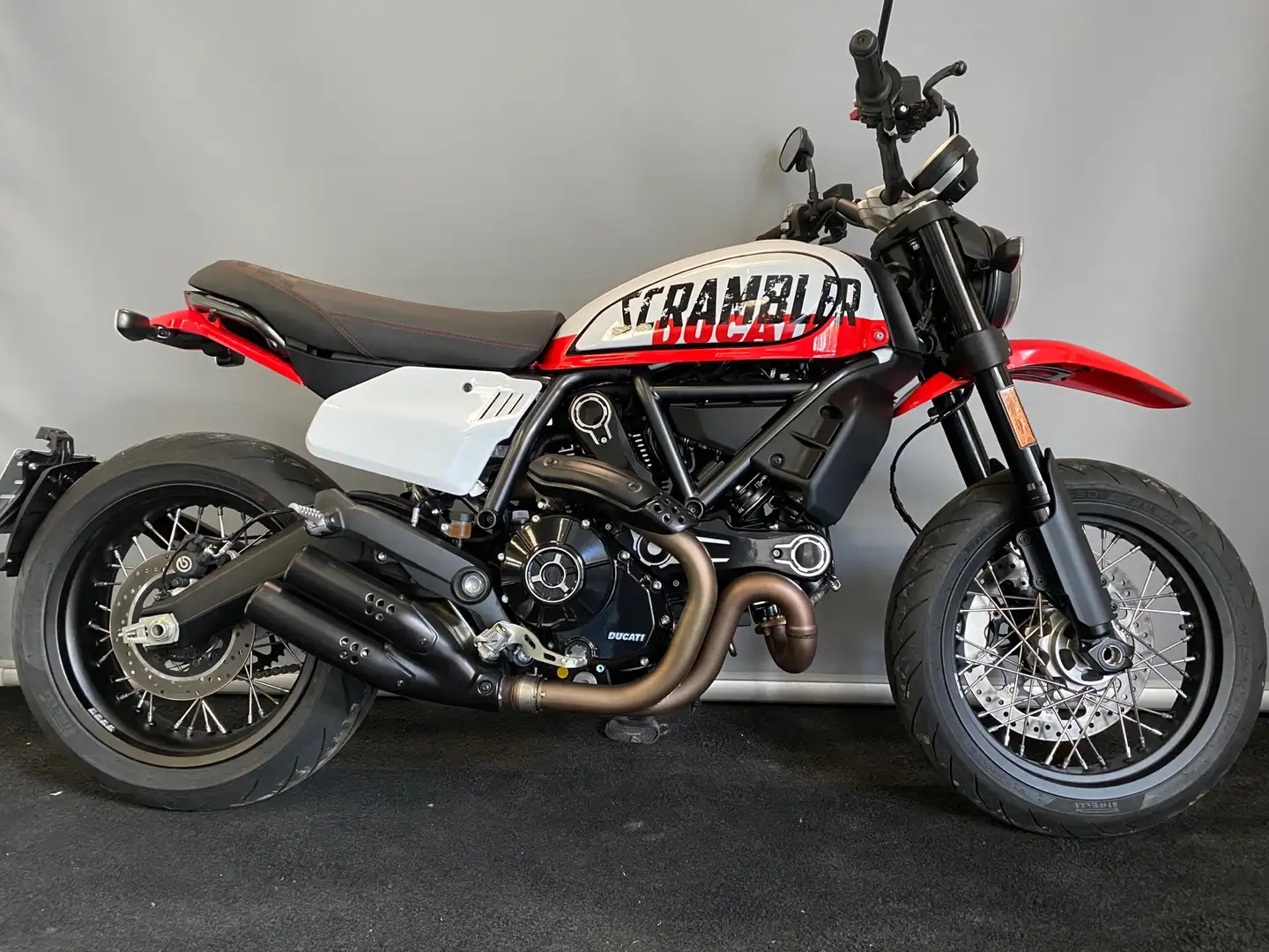 Ducati Scrambler DUCATI SCRAMBLER URBAN MOTARD ***garantie*** Rouge - 1