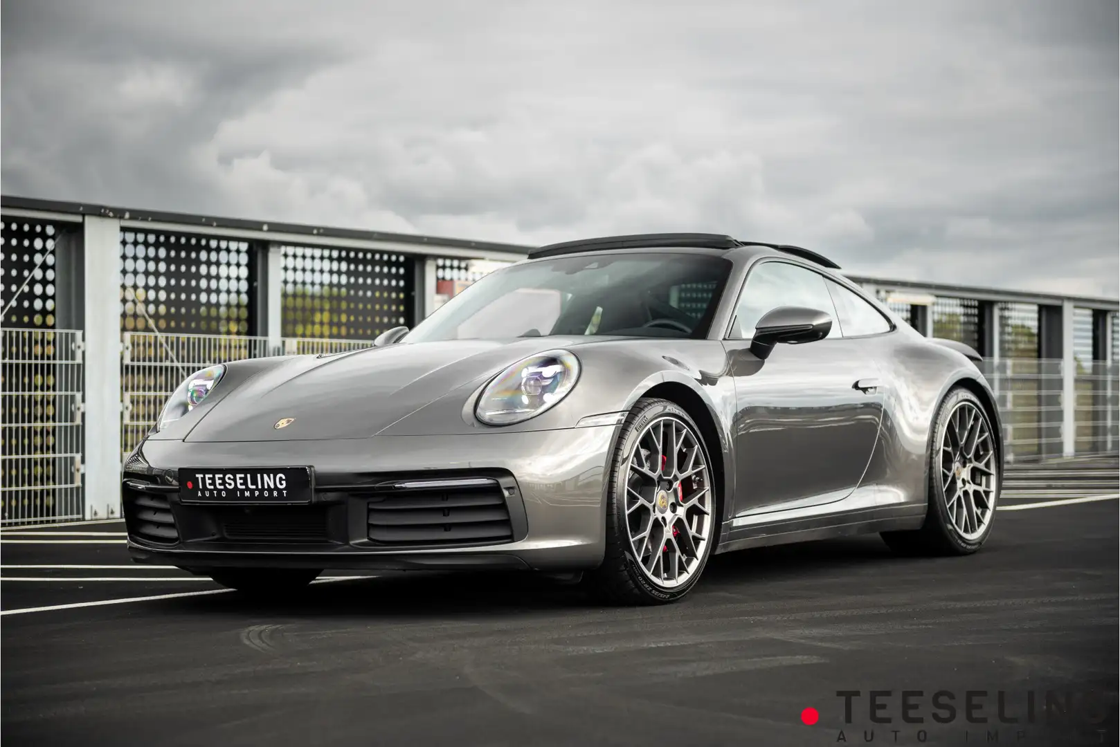 Porsche 992 3.0 Carrera S | Schuifdak | SportChrono Gris - 1