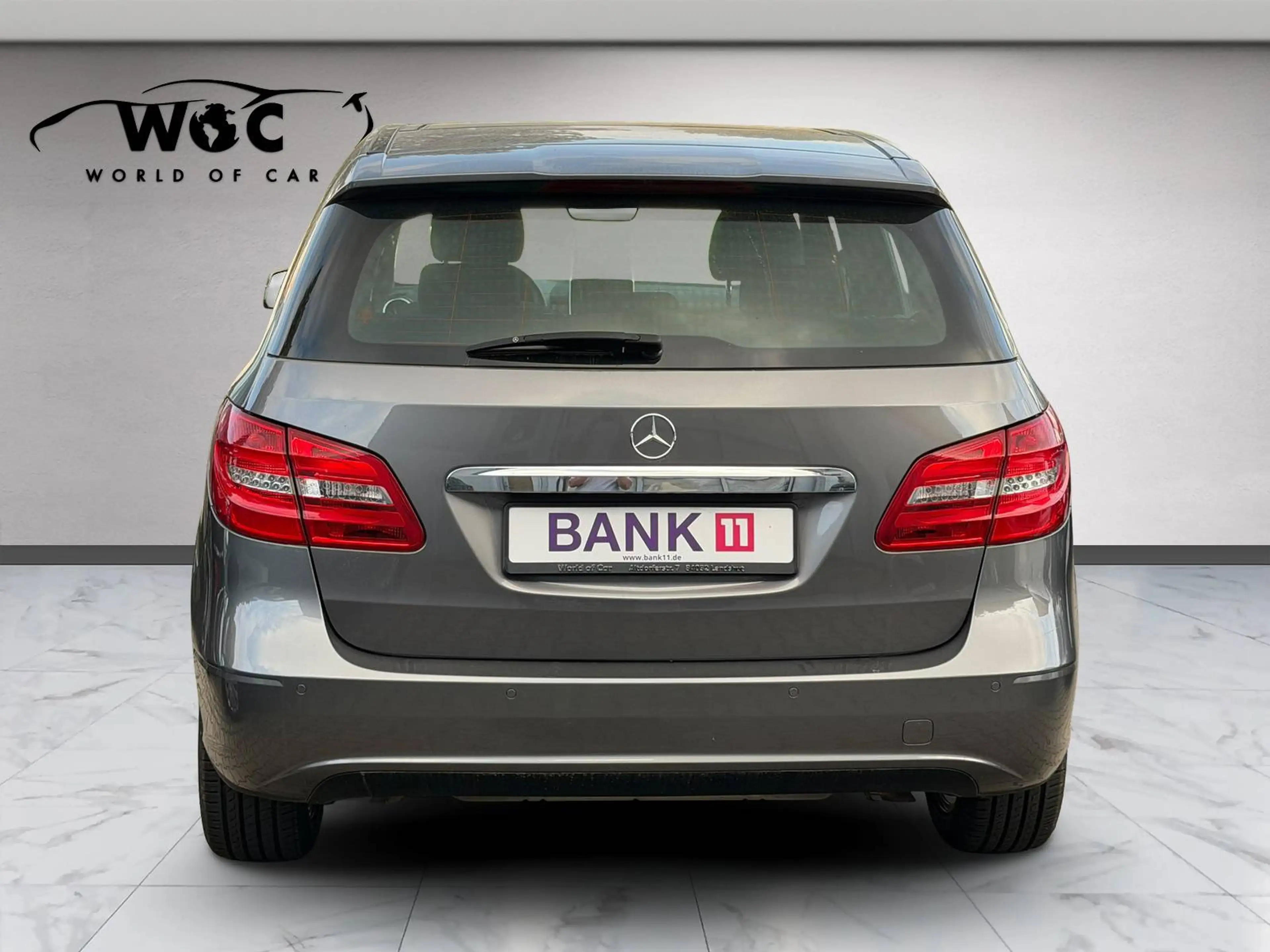 Mercedes-Benz B 220 B 220 4Matic PANO*AHK*SHZ*NAVI*TOTW*TEMPOMAT — photo 4