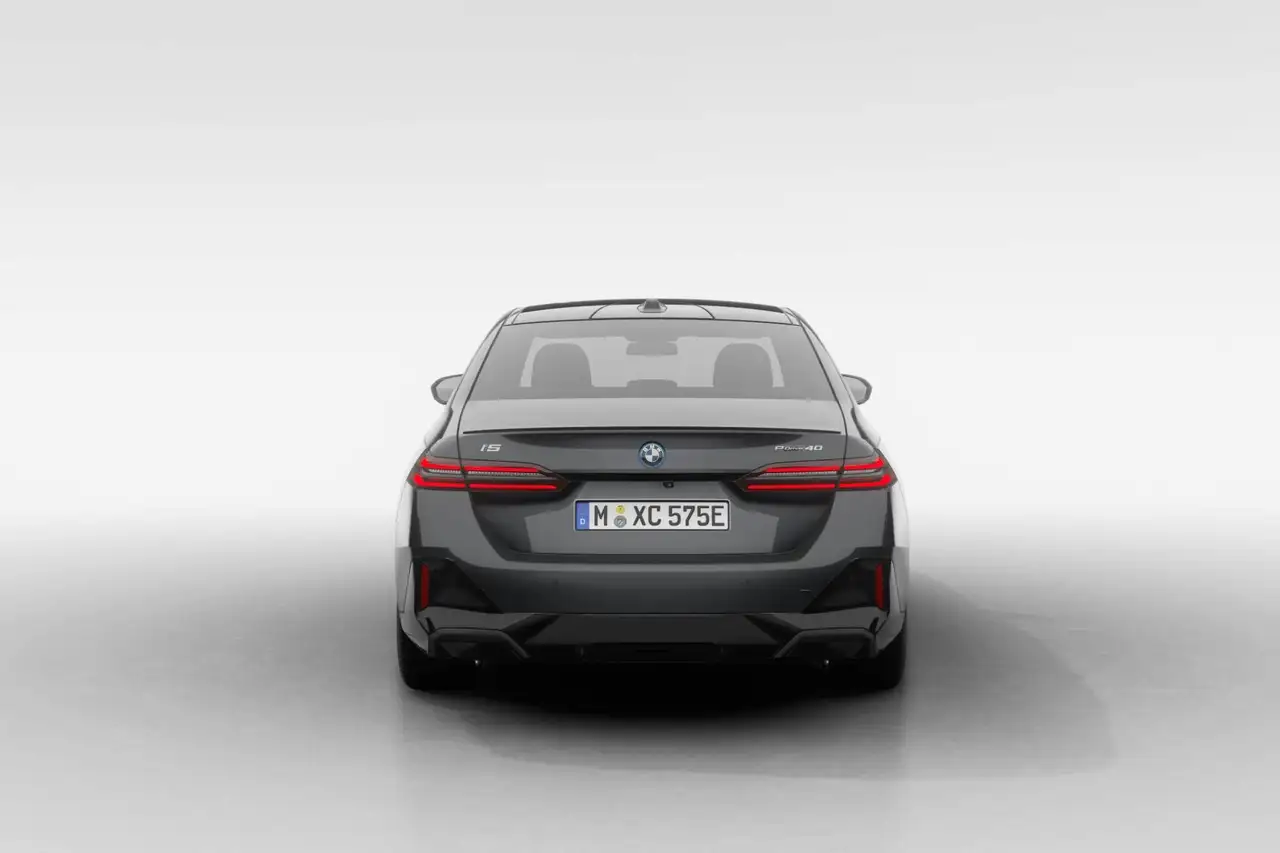 BMW i5 2026 — фото 7
