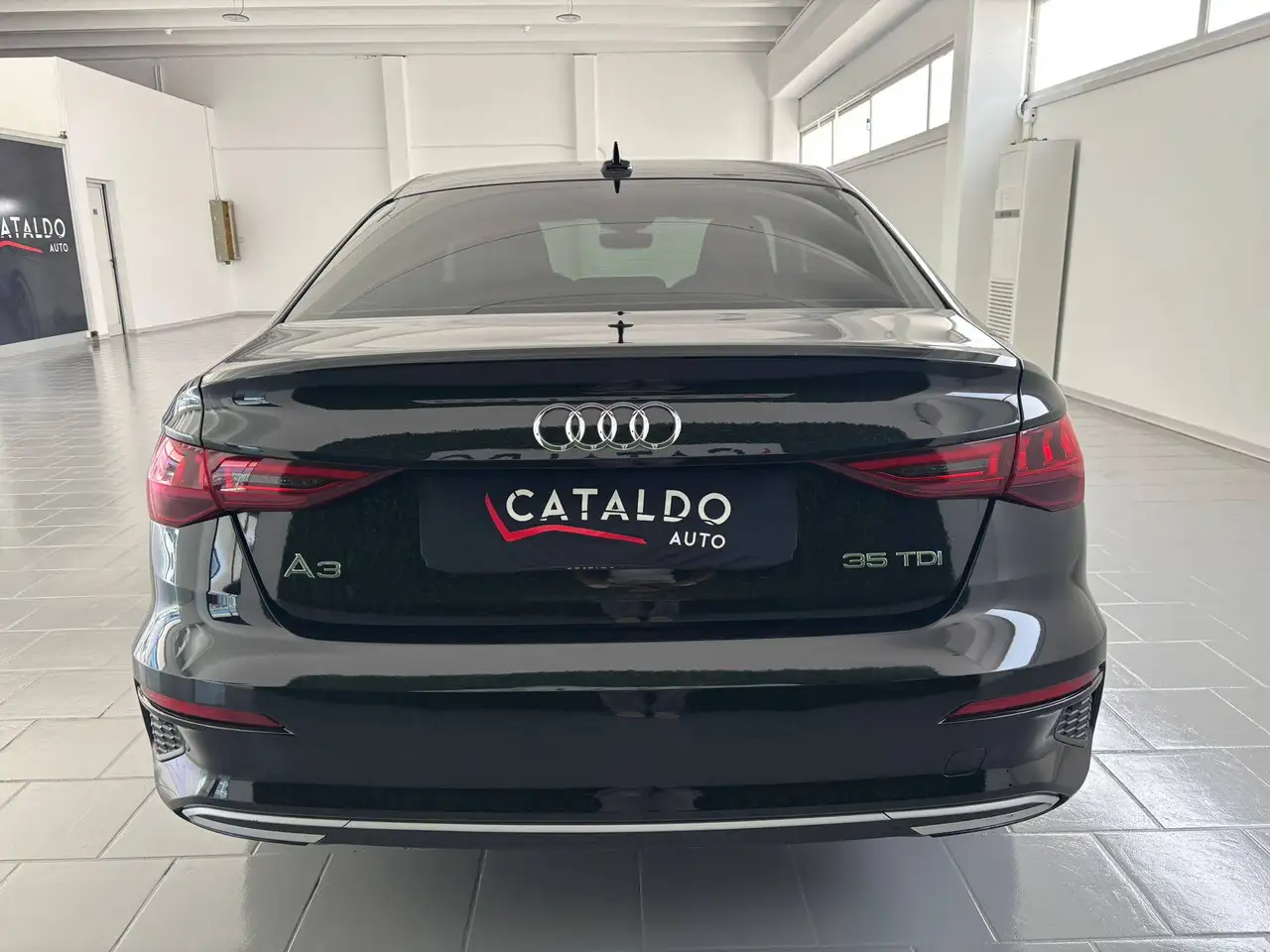 Audi A3 IV 2020 Sedan 35 2.0 tdi Business Advanced s-tronic, миниатюра 4